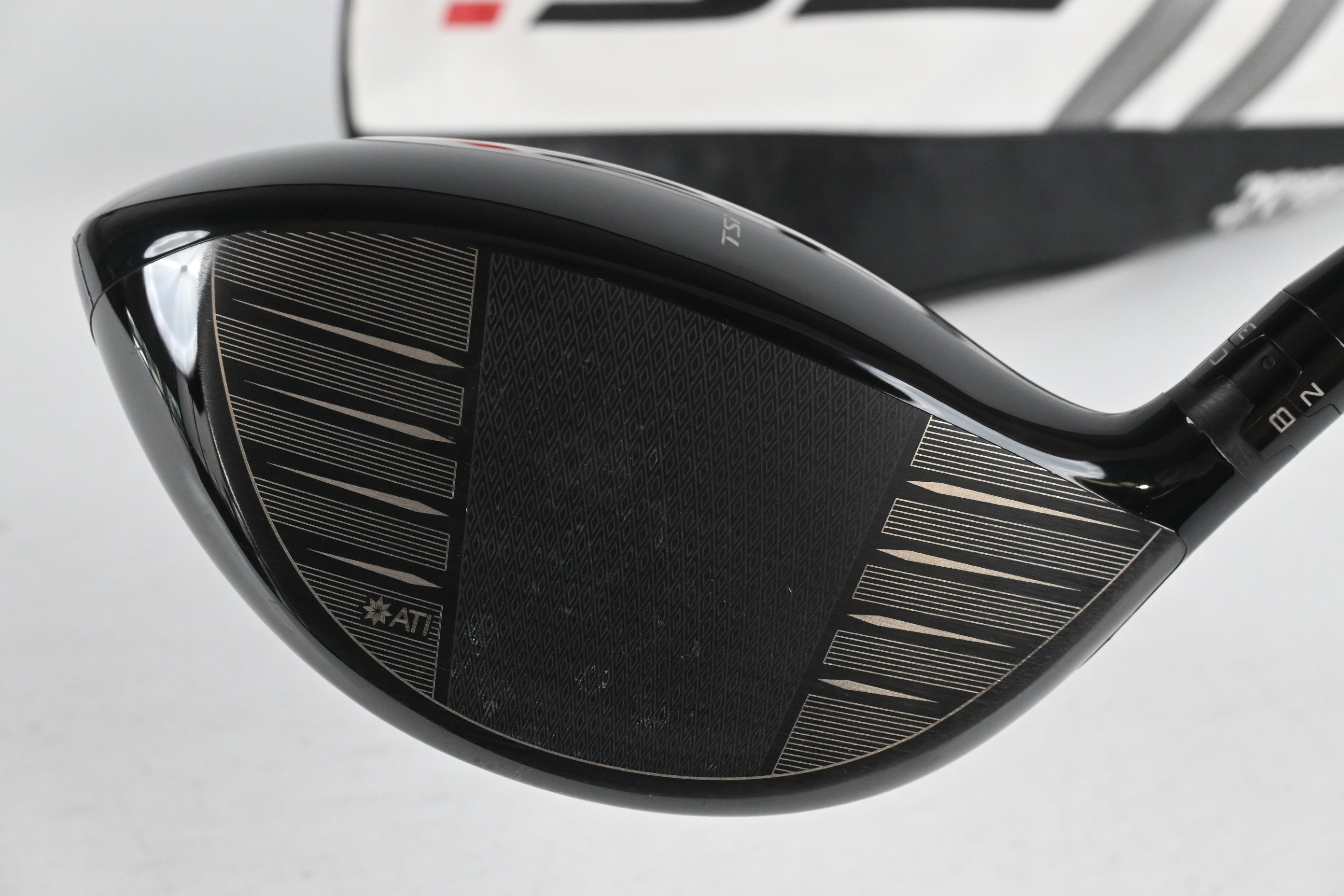 Titleist TSi2 Driver / 10.5 Degree / Regular Flex Tensei AV Raw Blue 55 Shaft