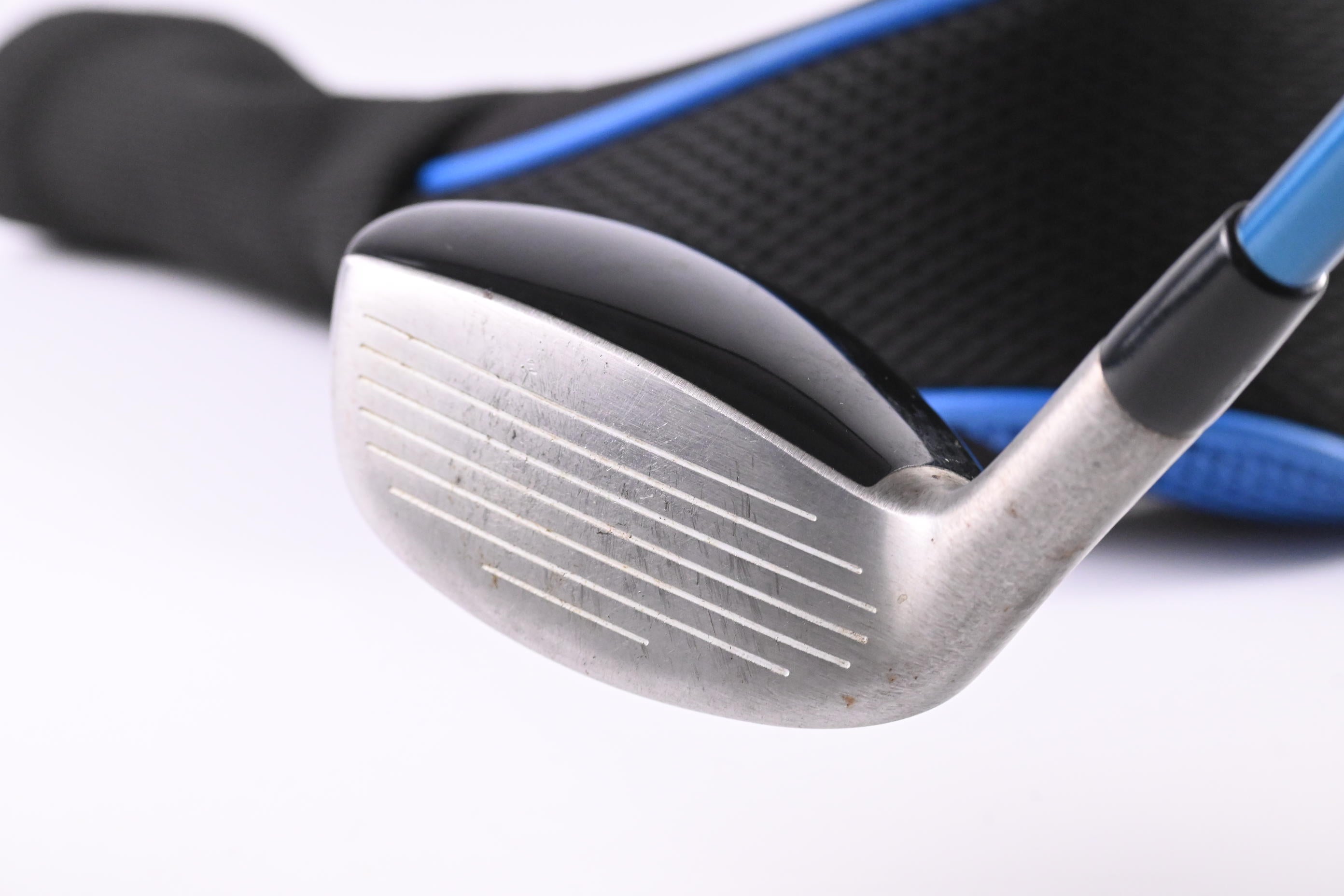 Titleist 585.H #3 Hybrid / 21 Degree / Regular Flex Aldila VS Proto 80 Shaft