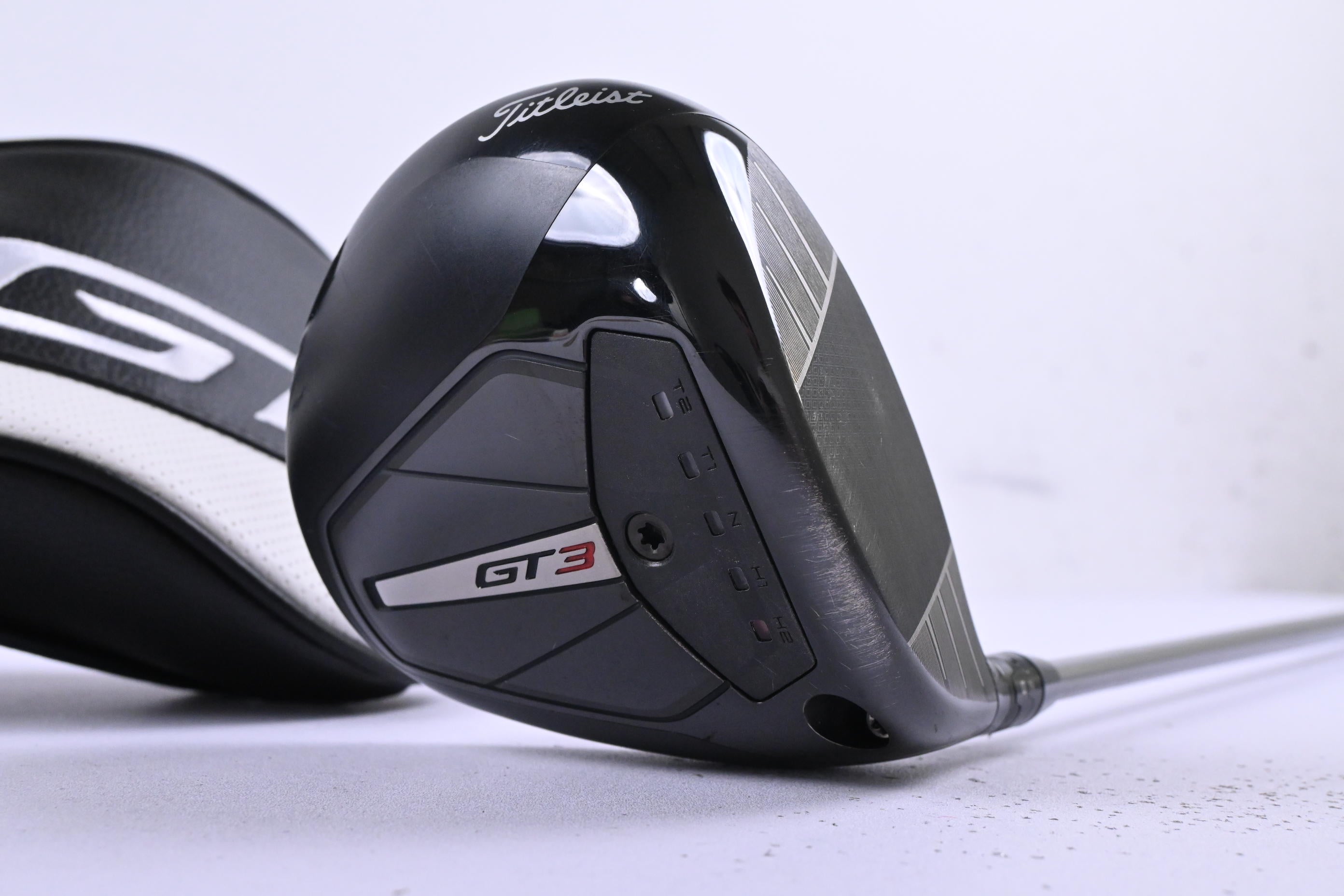 Titleist GT3 Driver / 8 Degree / Regular Flex Fujikura Speeder NX 50 Shaft