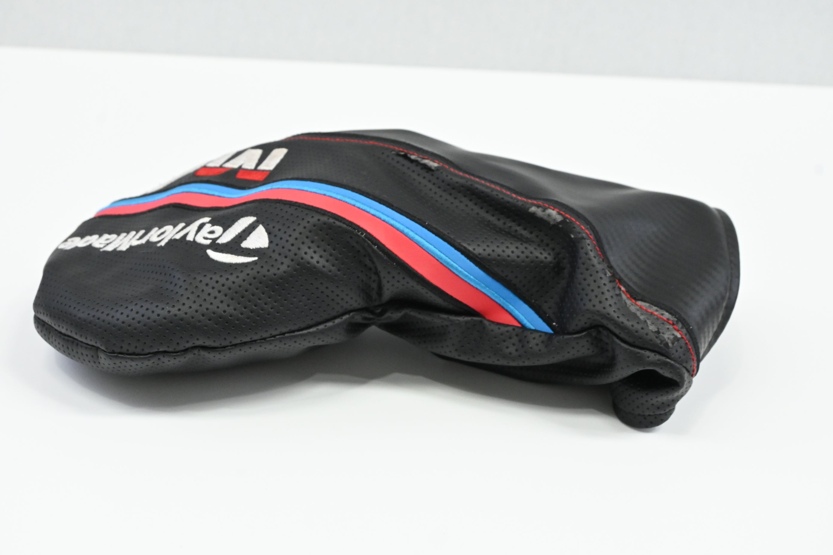 Taylormade M4 Driver / 10.5 Degree / Stiff Flex Fujikura Atmos Red 5 Shaft