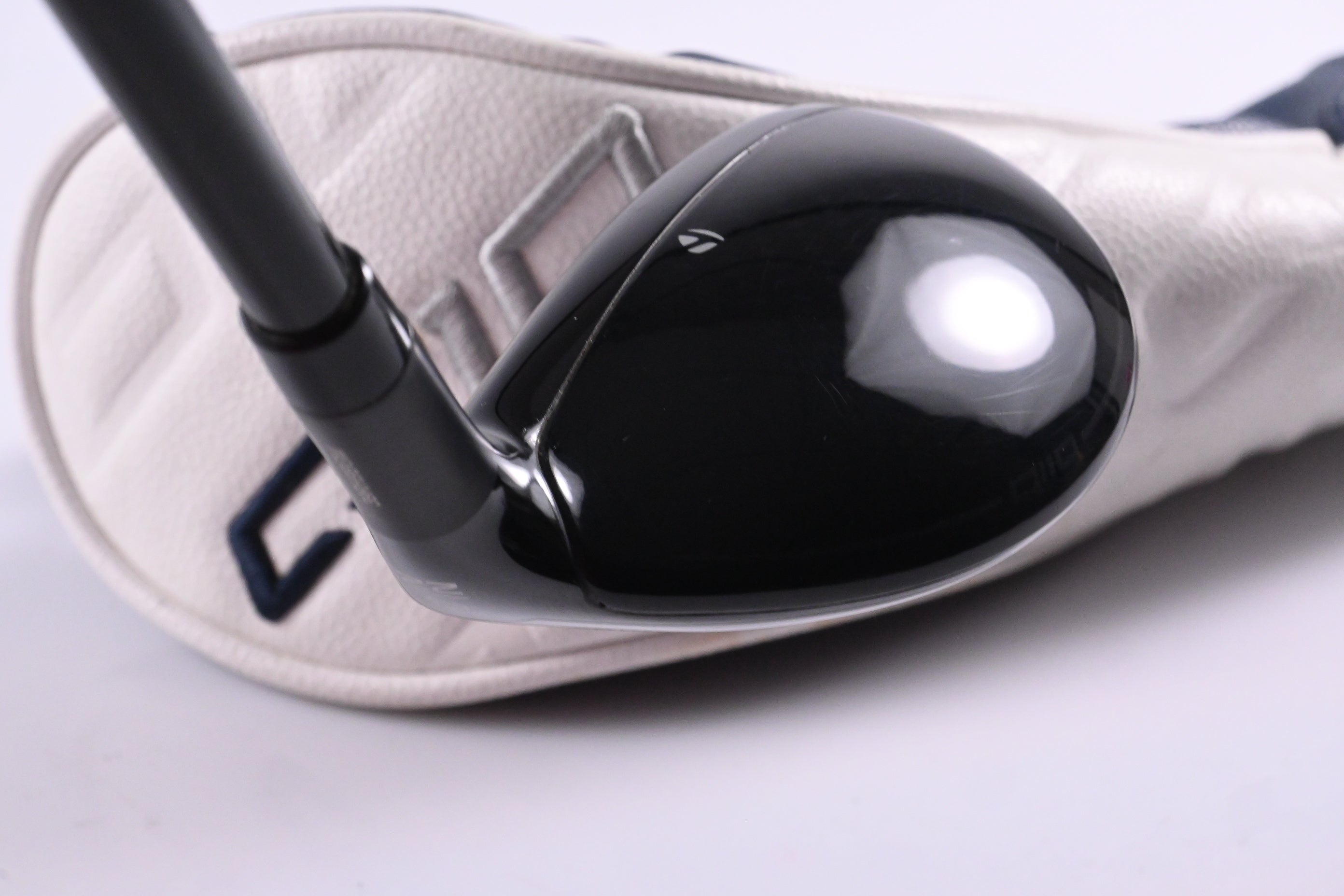 Taylormade Qi10 #4 Hybrid / 22 Degree / Regular Flex Fujikura Ventus TR Blue 6