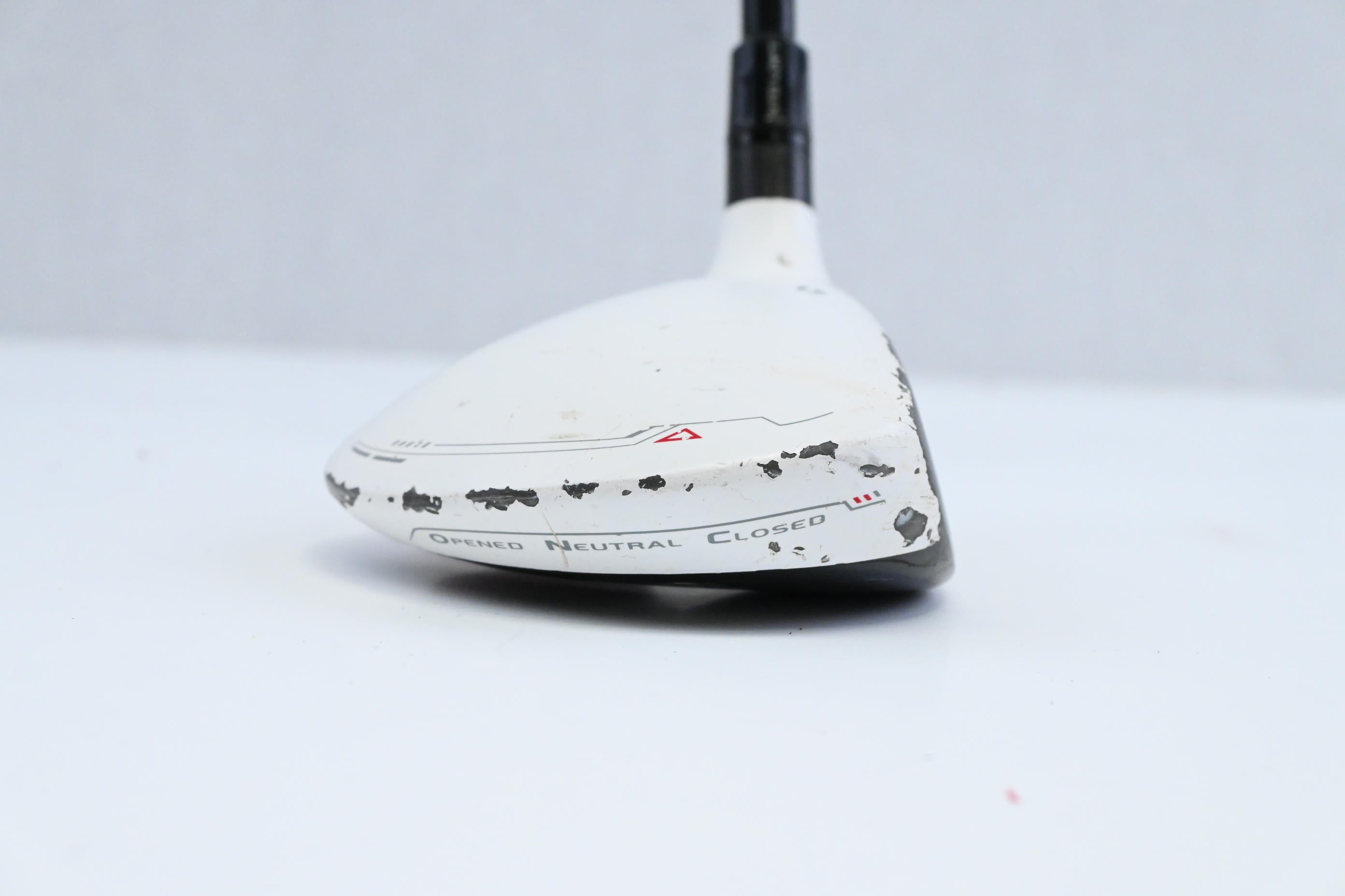 Taylormade R11 #5 Wood / 18 Degree / Regular Flex Fujikura Blur 60 Shaft