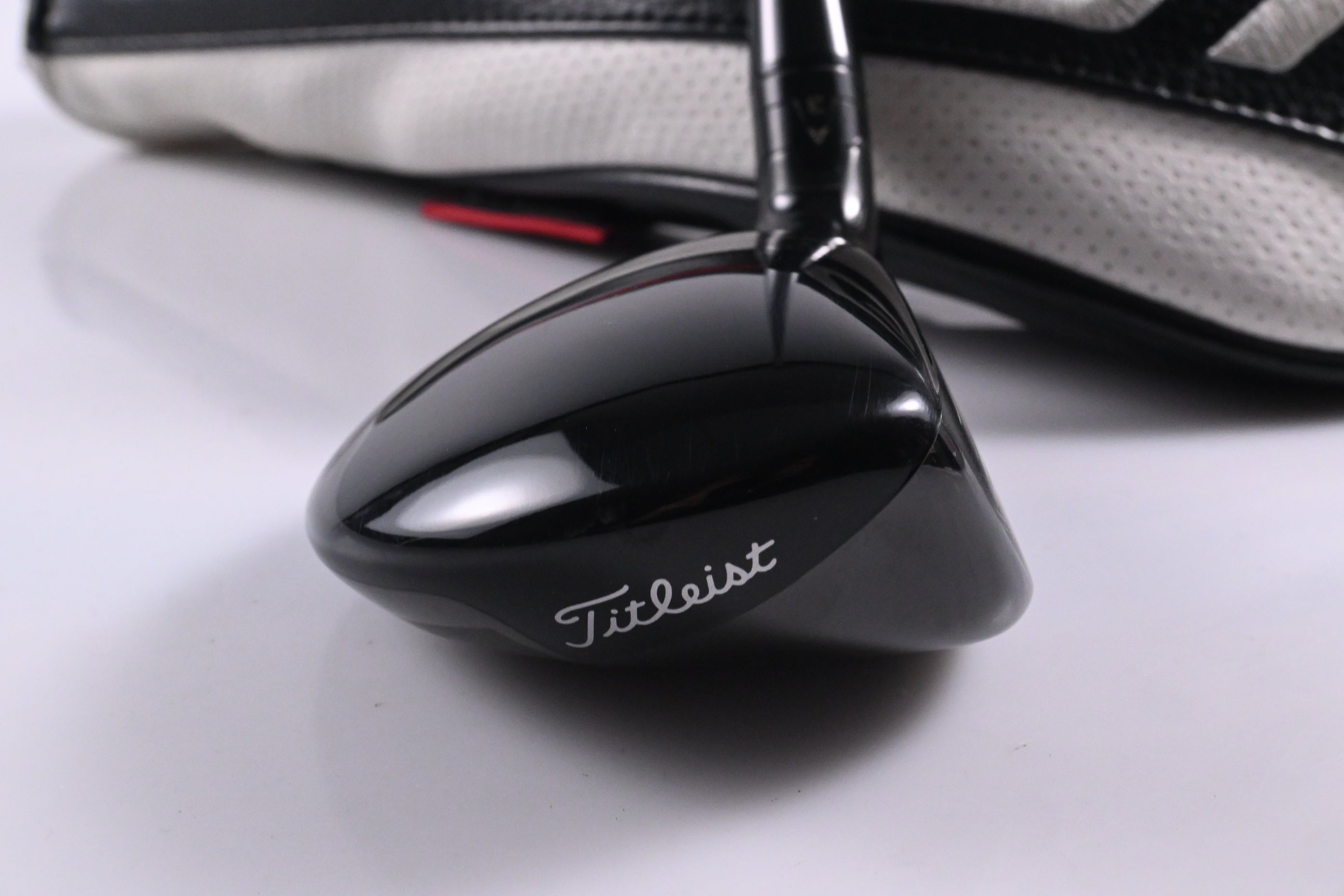Titleist GT1 #5 Hybrid / 23 Degree / Regular Flex Airspeeder 50 Shaft