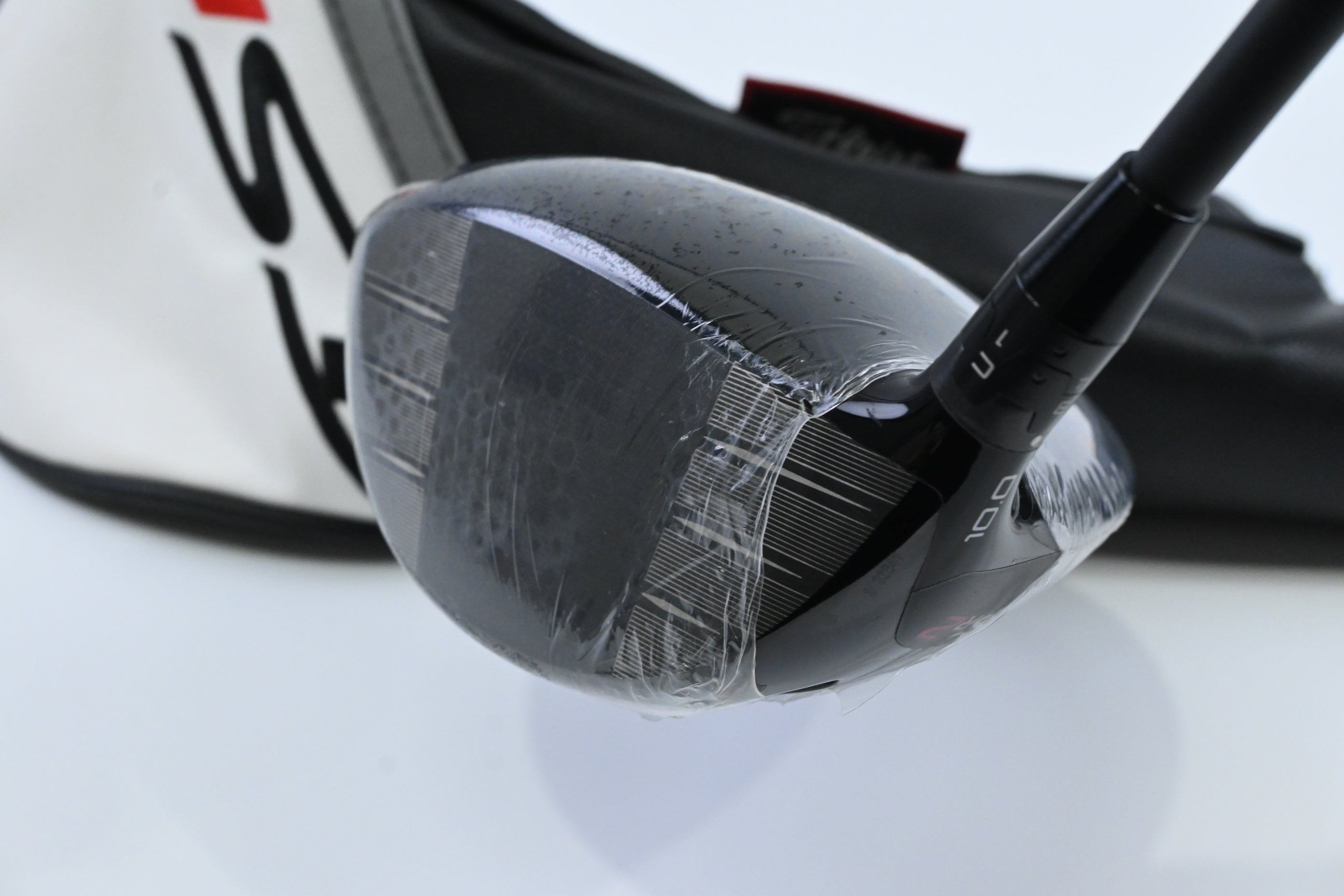 Titleist TSR2 Driver / 10 Degree / Stiff Flex HZRDUS Gen5 Black 60 Shaft