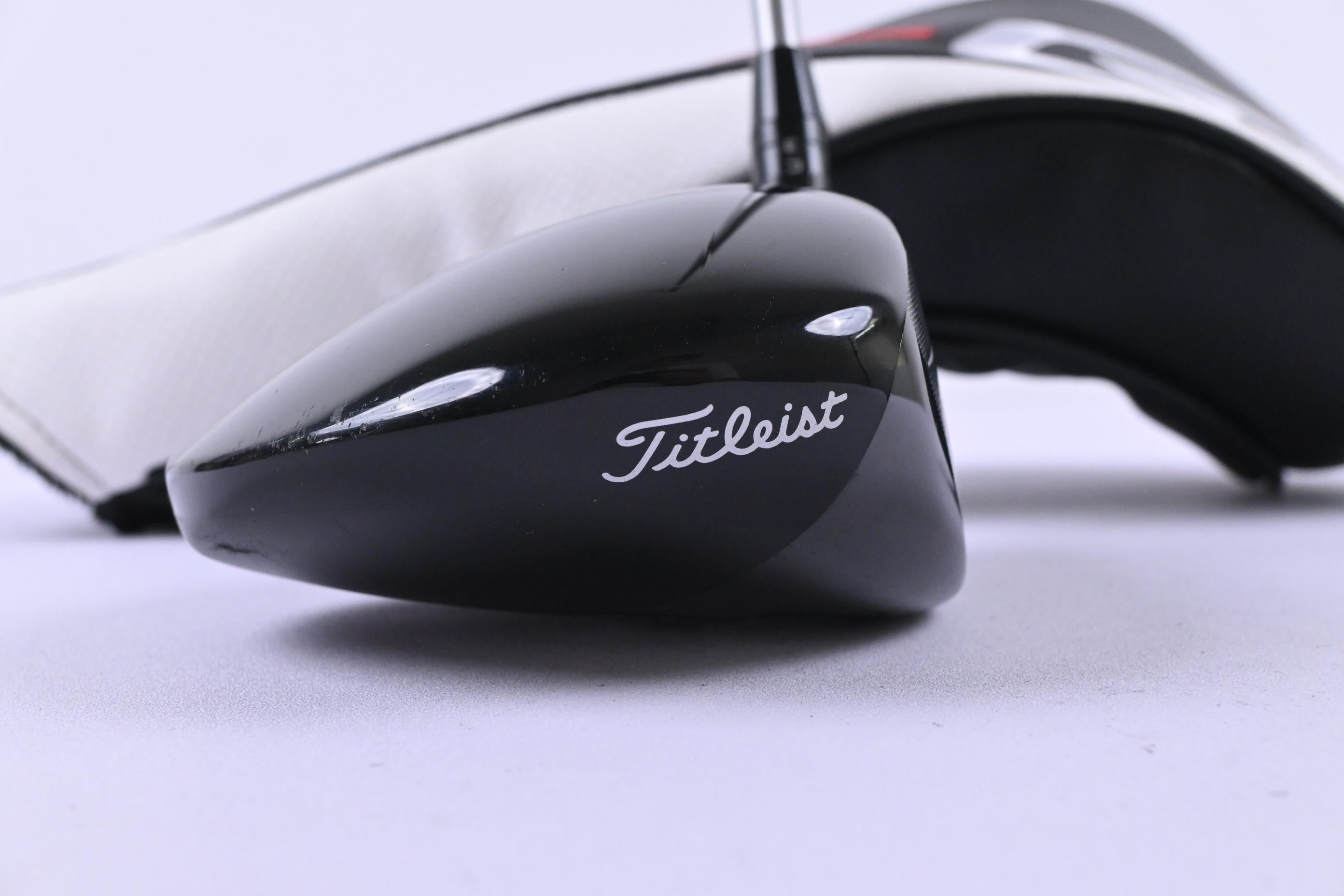 Titleist GT3 Driver / 8 Degree / Regular Flex Fujikura Speeder NX 50 Shaft
