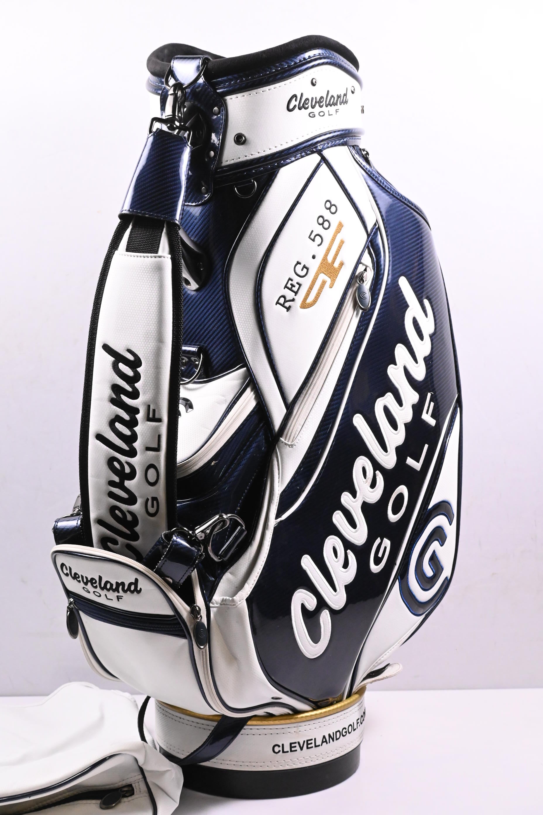 Cleveland Reg 588 Tour Bag / 6-Way Divider / White, Navy