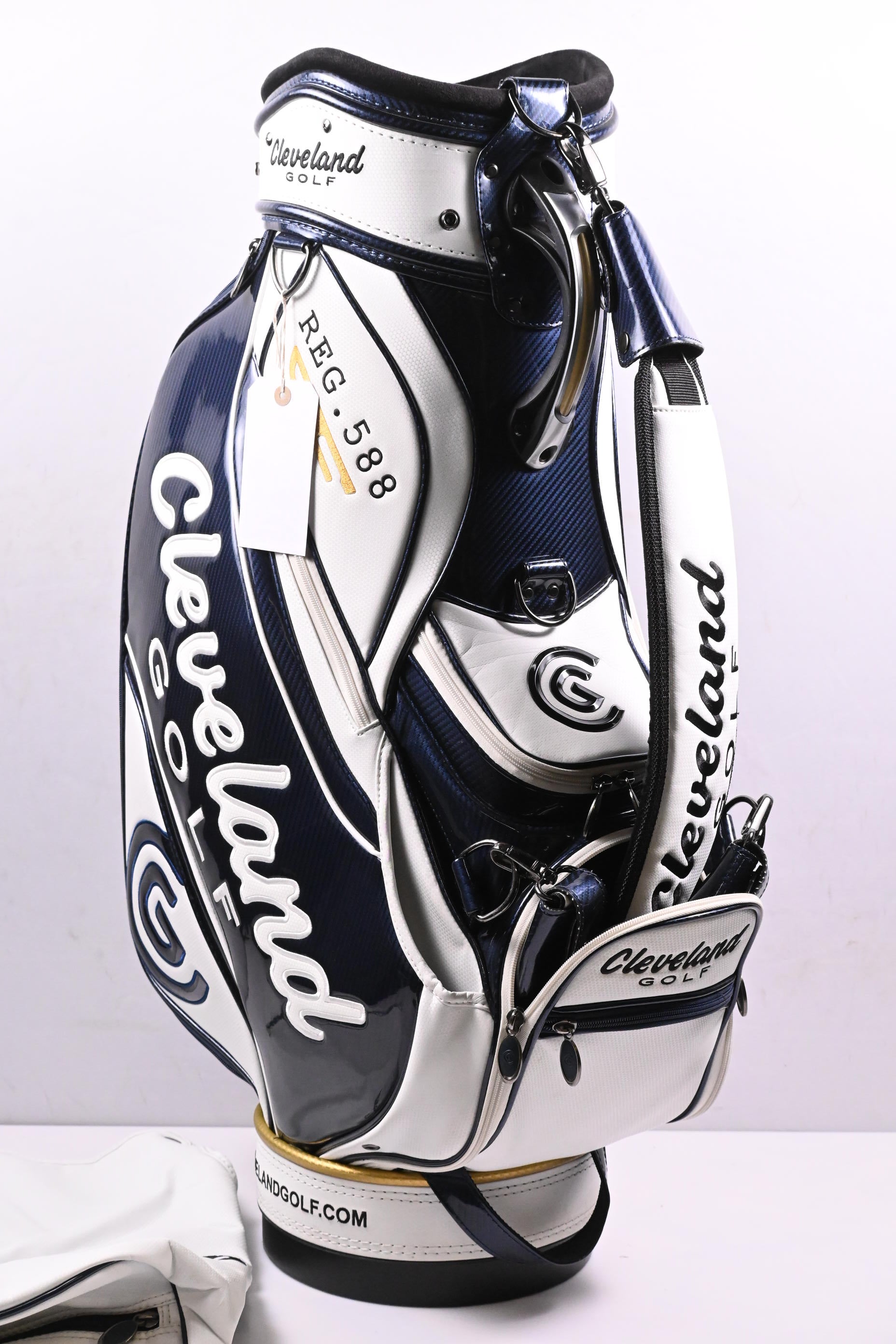 Cleveland Reg 588 Tour Bag / 6-Way Divider / White, Navy