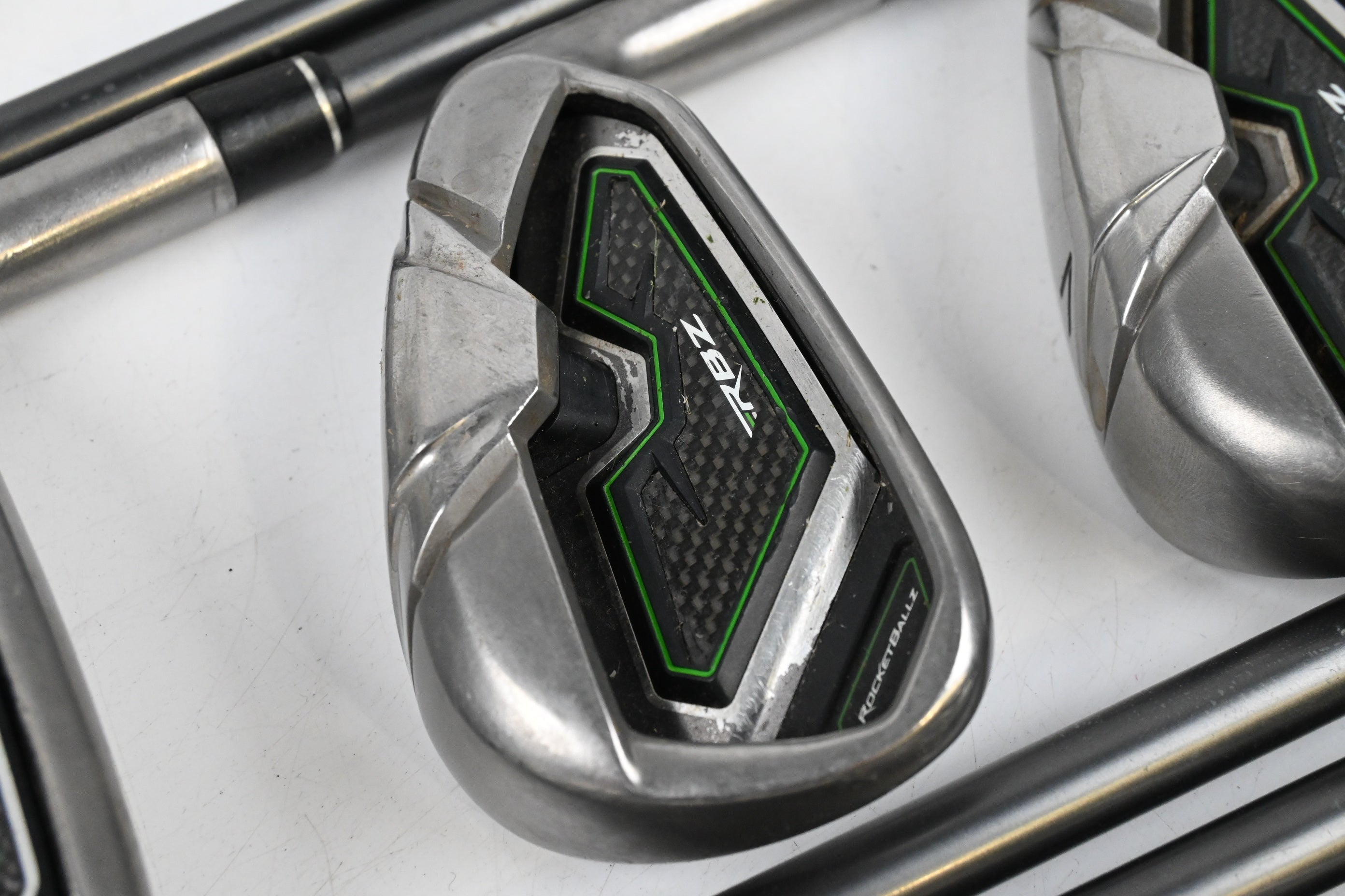 Taylormade RBZ Irons / 4-PW+SW / Regular Flex RBZ 65 Shafts