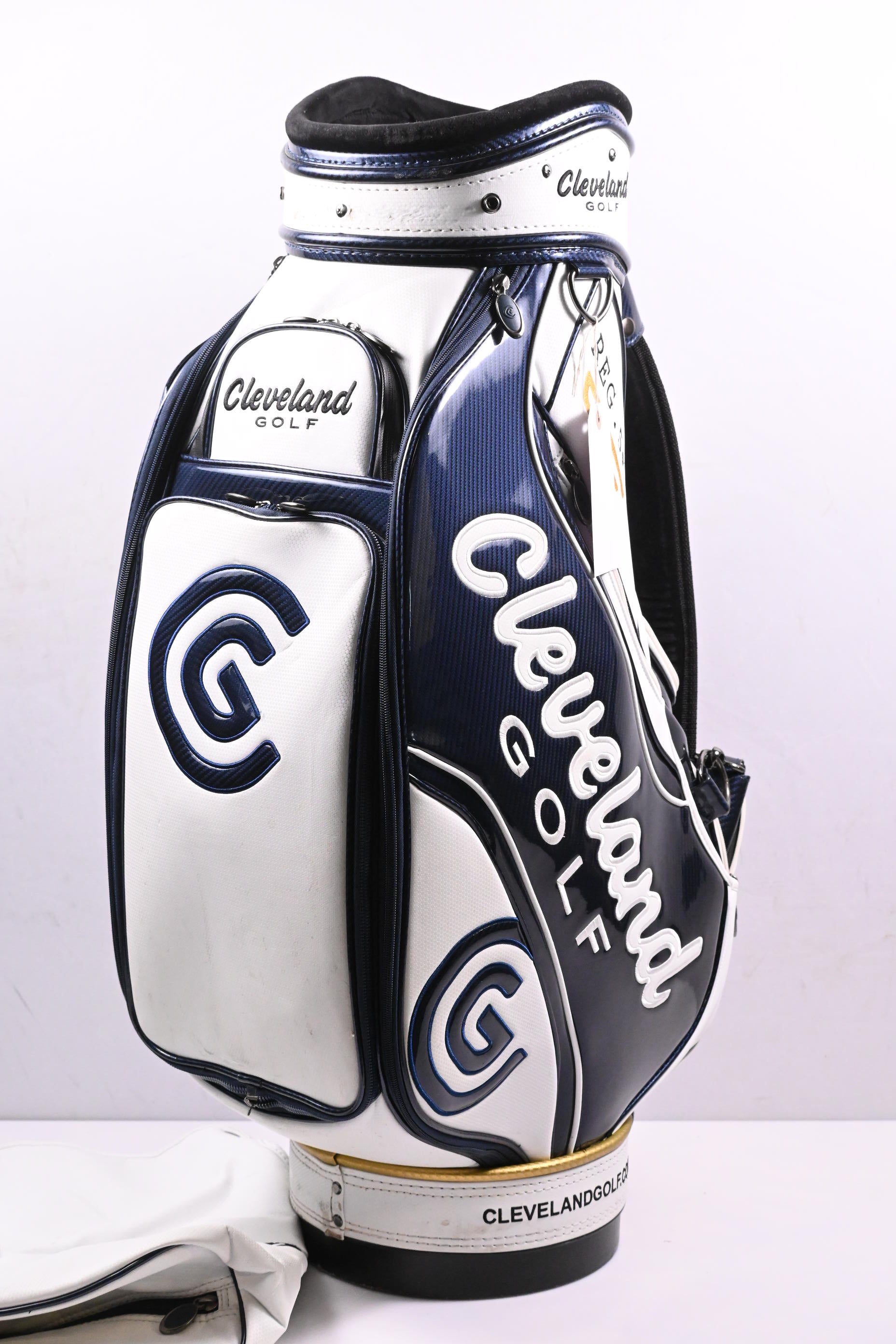 Cleveland Reg 588 Tour Bag / 6-Way Divider / White, Navy