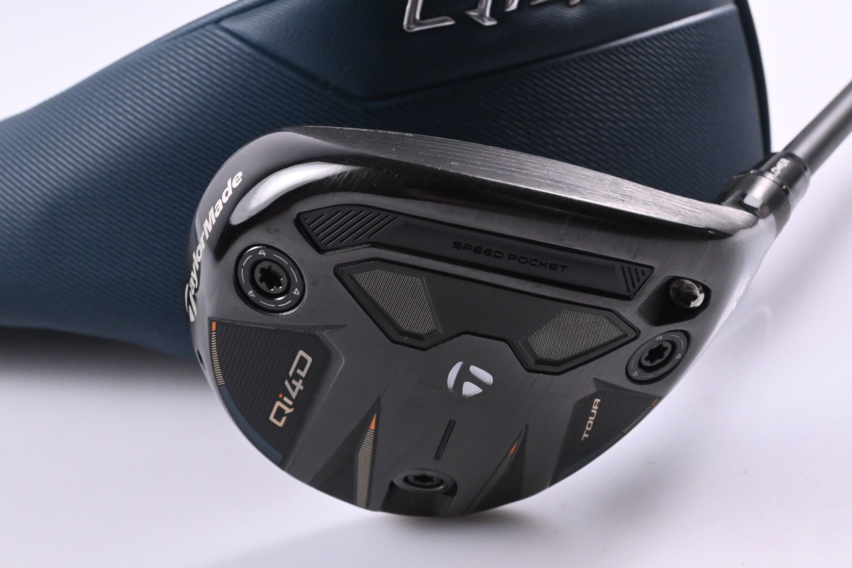 Taylormade Qi4D Tour #7 Wood / 21 Degree / Stiff Flex Aldila Rogue 70 Shaft