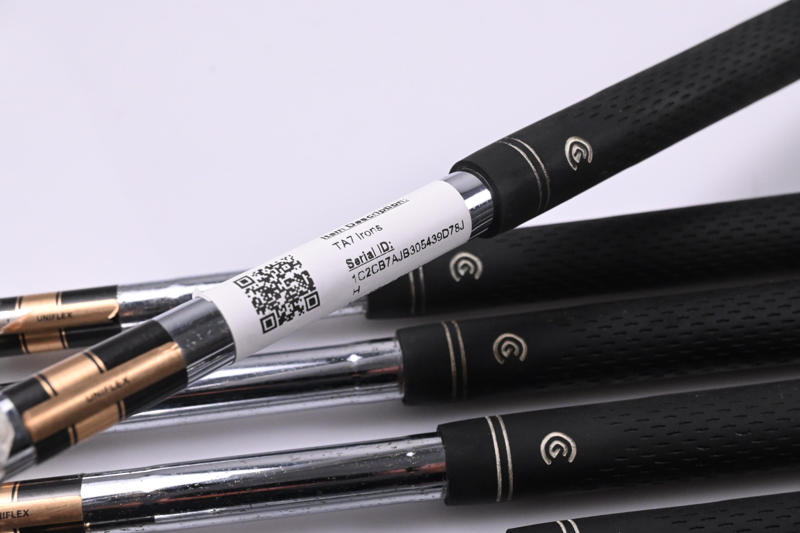 Cleveland TA7 Irons / 4-PW+SW / Uniflex Action Lite Shafts