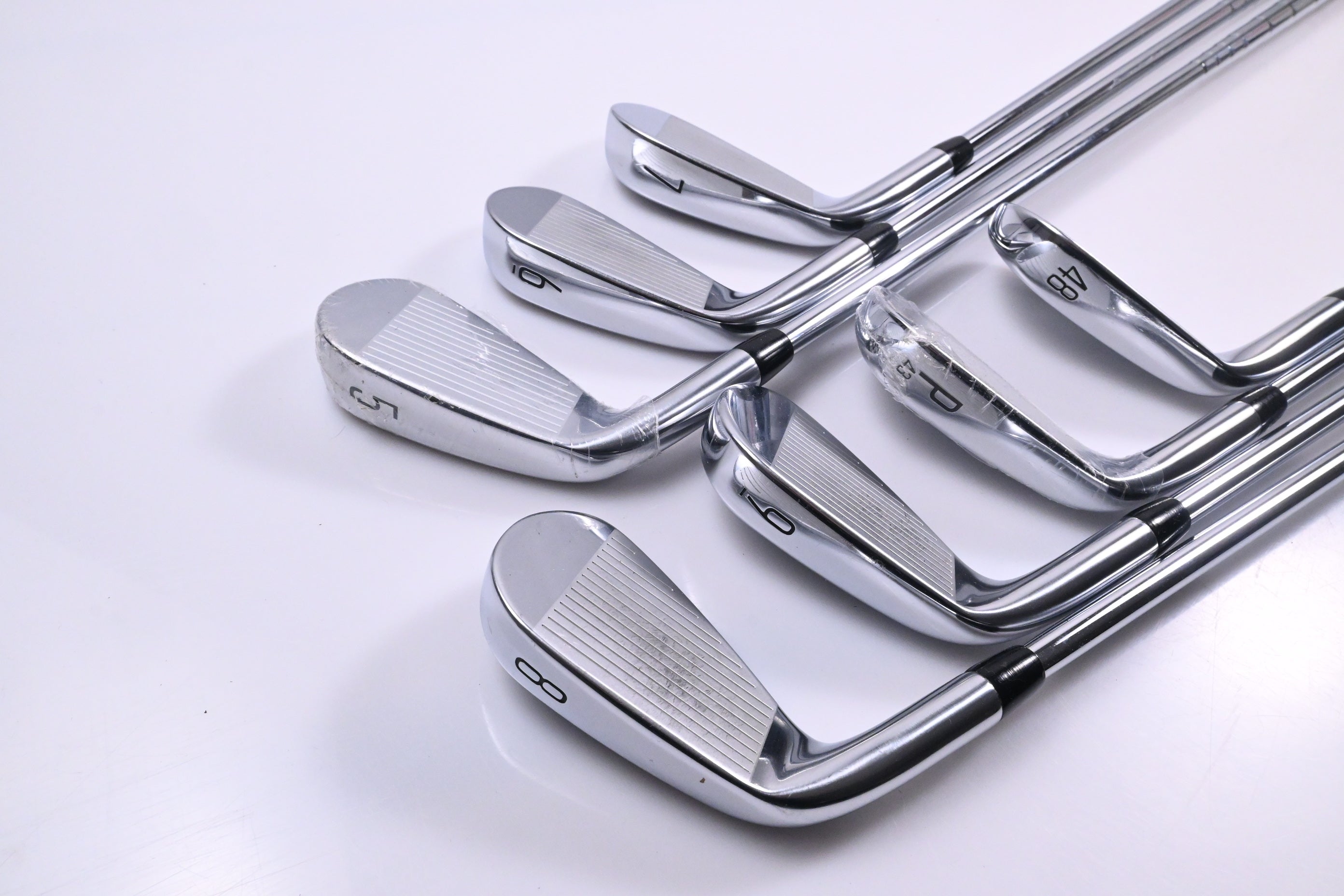 Titleist T350 Irons / 5-PW+48° / Regular Flex AMT Red R300 Shafts