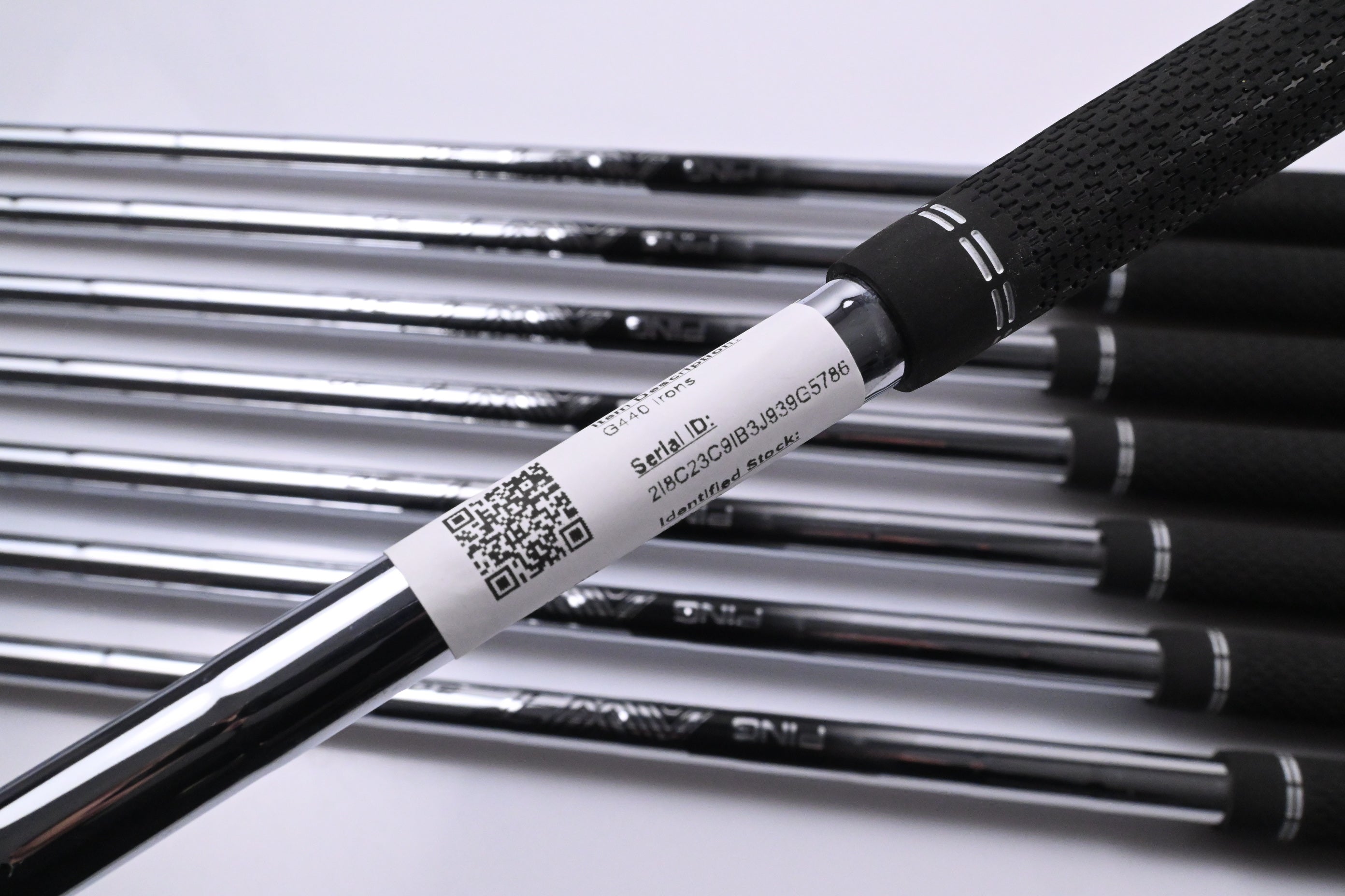 Ping G440 Irons / 6-PW+GW+52°+56° / Black Dot / Regular Flex Ping AWT 3.0 Shafts