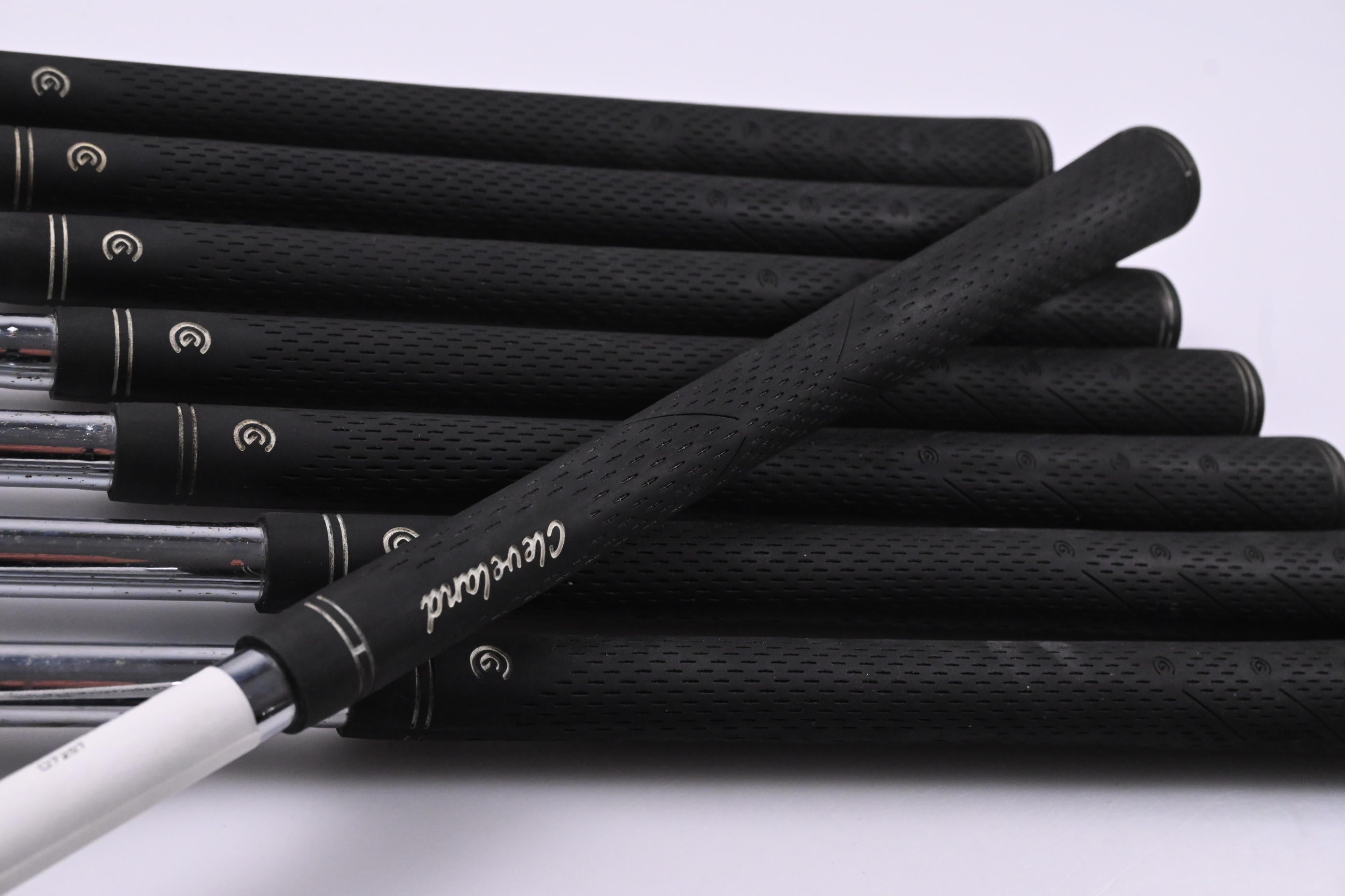 Cleveland TA7 Irons / 4-PW+SW / Uniflex Action Lite Shafts