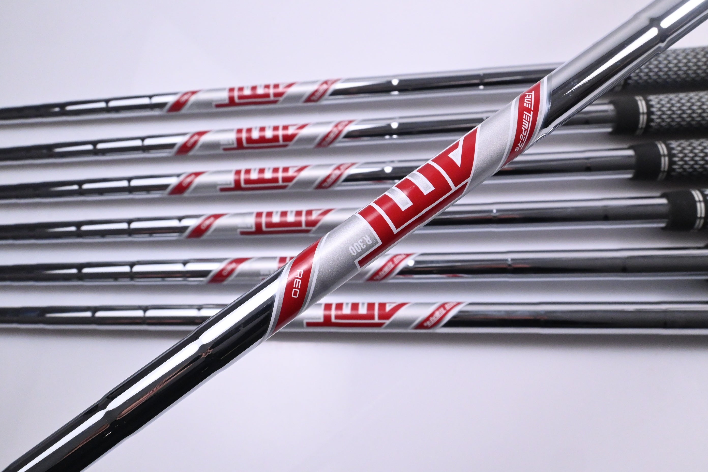 Titleist T350 Irons / 5-PW+48° / Regular Flex AMT Red R300 Shafts