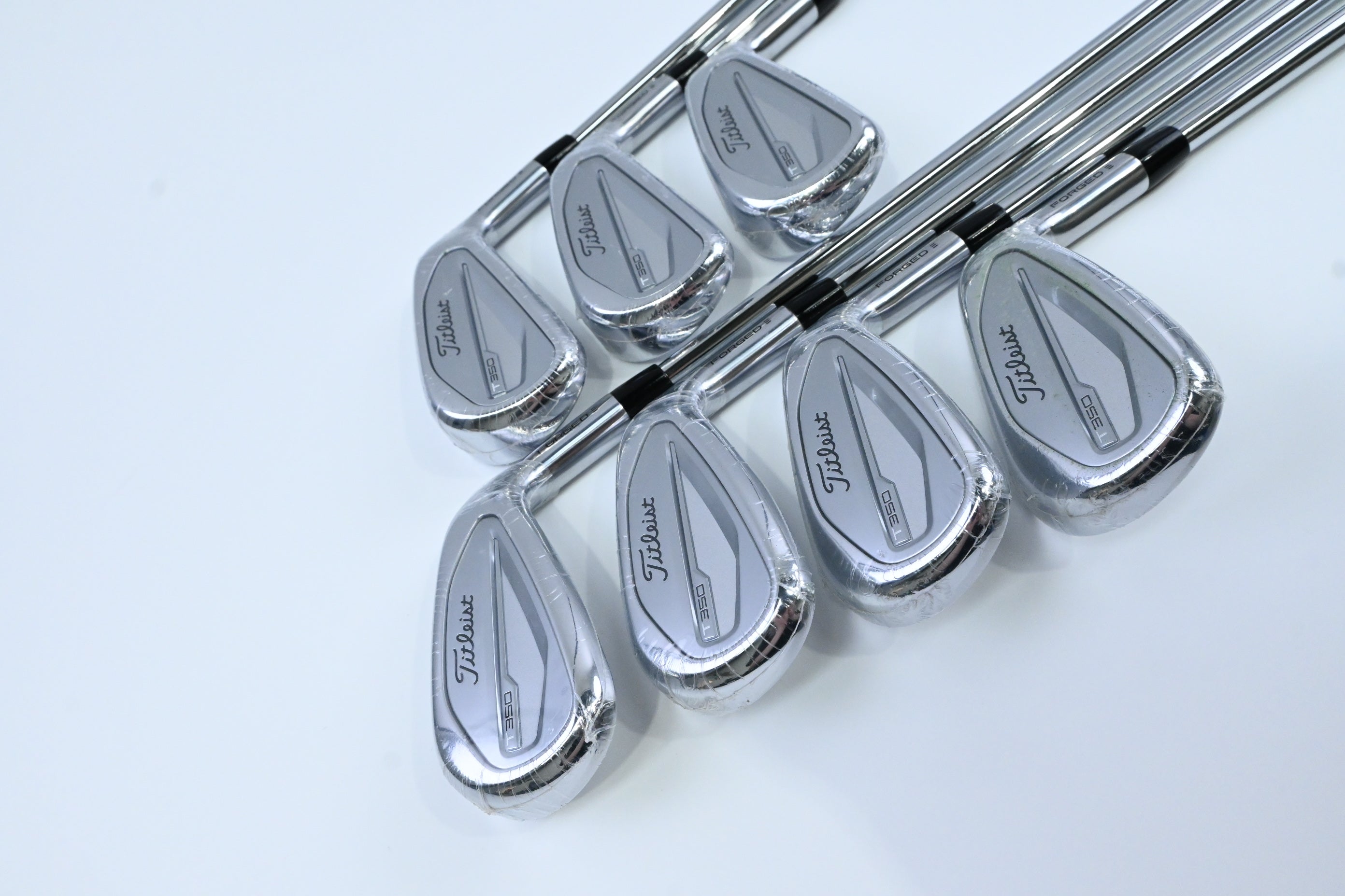 Titleist T350 Irons / 5-PW+48° / Regular Flex AMT Red R300 Shafts