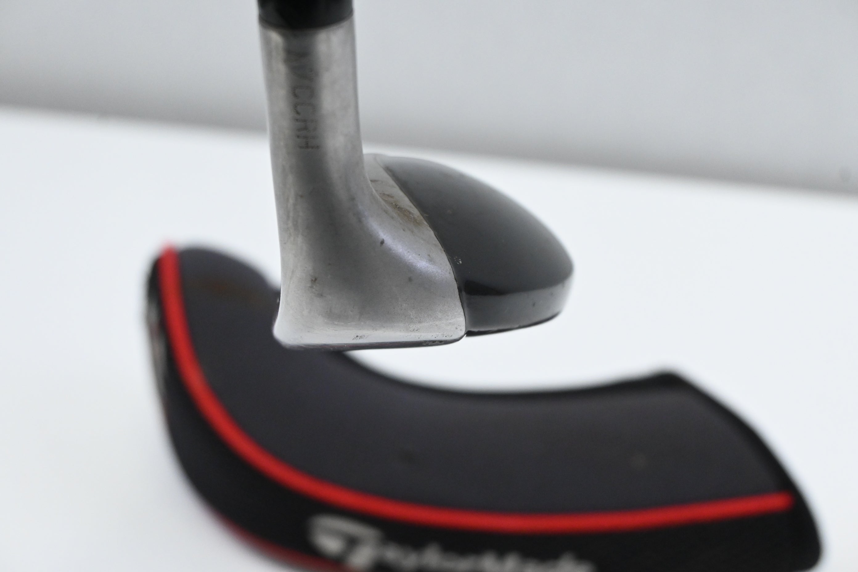 Taylormade Rescue Mid #3 Hybrid / 19 Degree / Stiff Flex Taylormade Ultralite Shaft