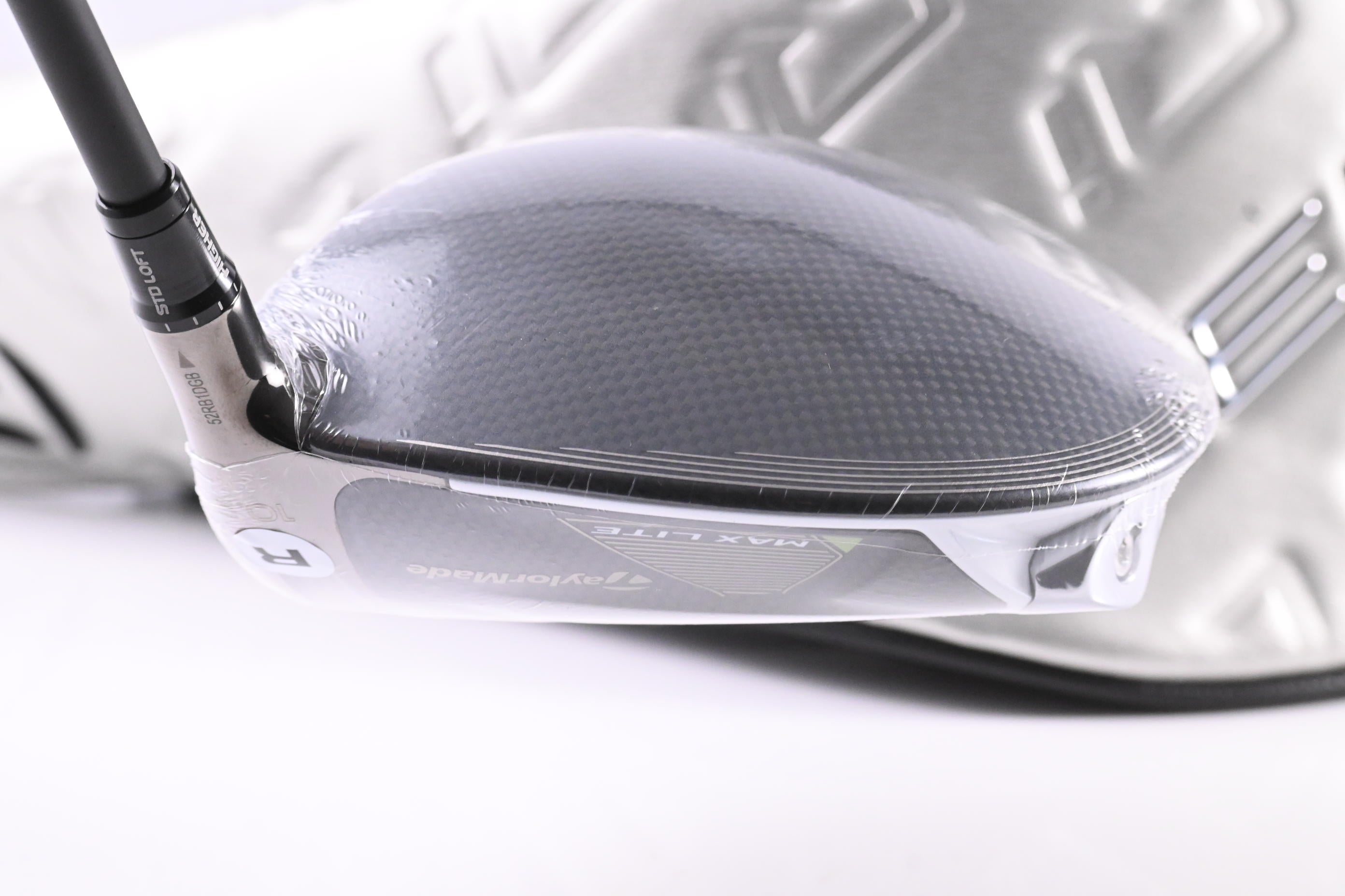 Taylormade Qi35 Max Lite Driver / 10.5 Degree / Regular Flex Vanquish 4 Shaft