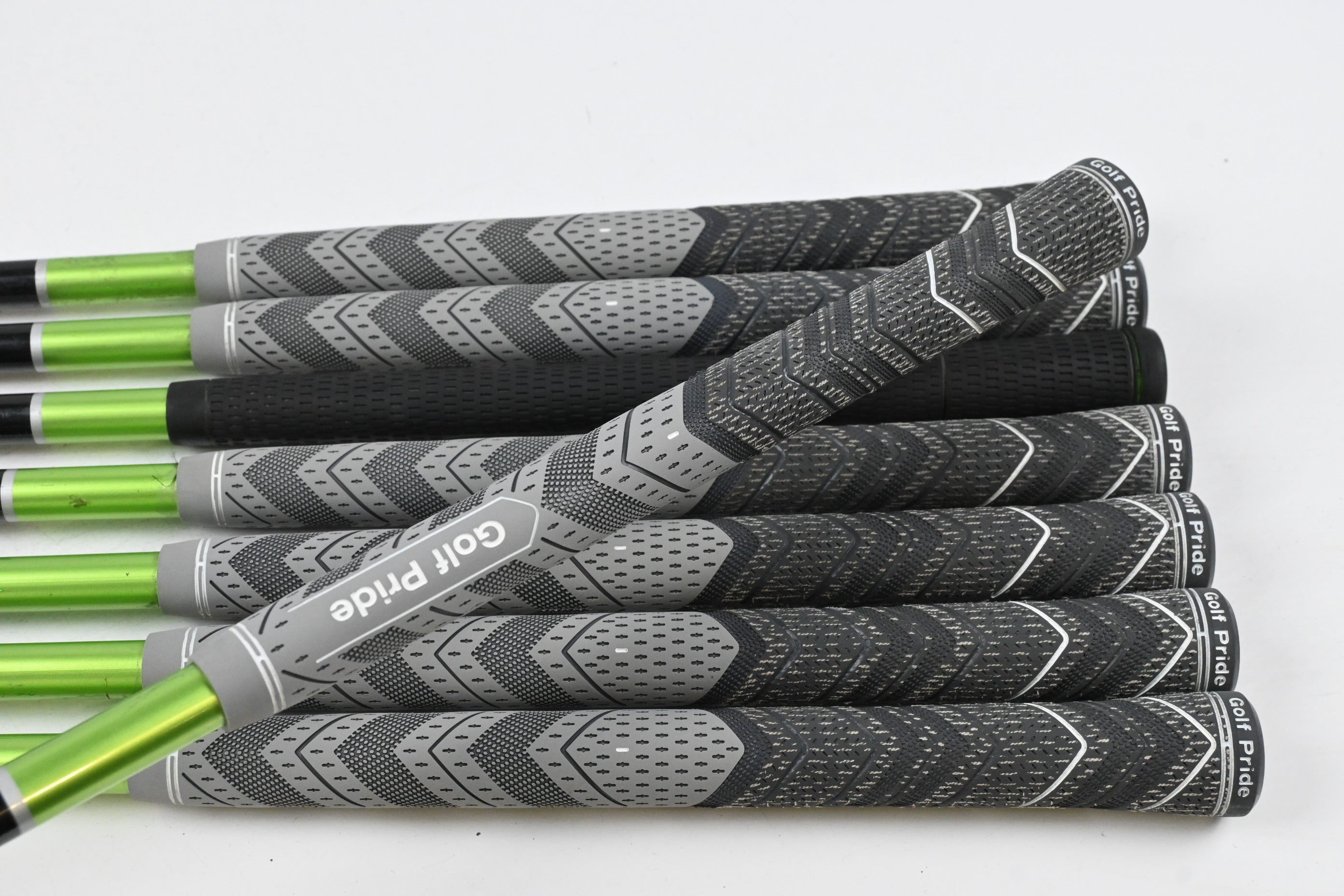 Taylormade RBZ Irons / 4-PW+SW / Regular Flex RBZ 65 Shafts