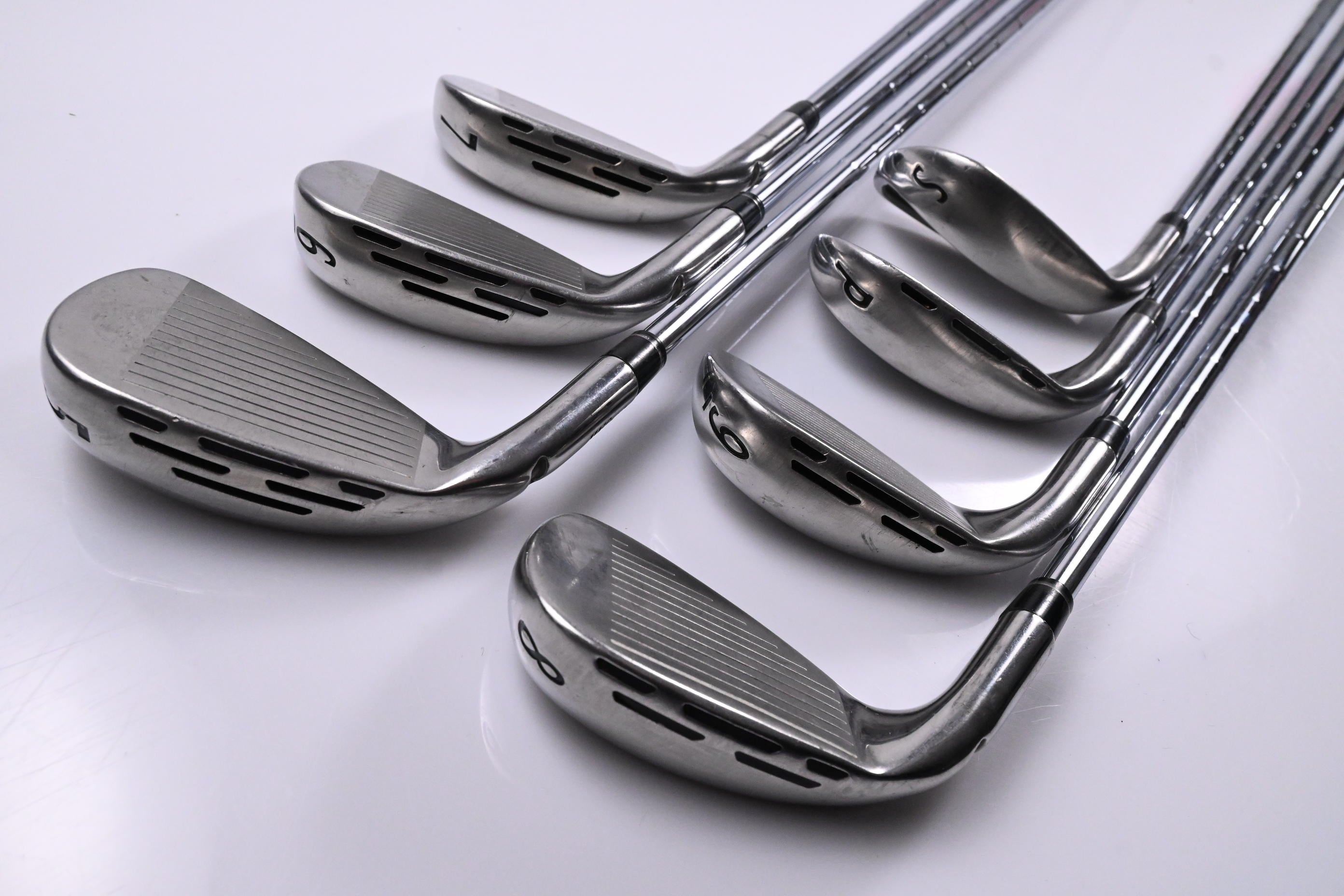 Wilson Staff D7 Irons / 5-PW+SW / Stiff Flex KBS Tour 105 Shafts