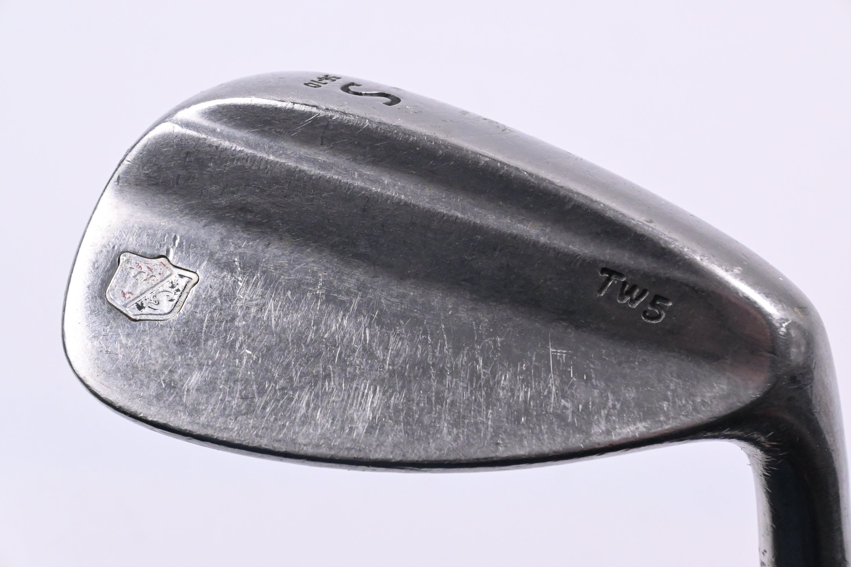 Wilson TW5 Sand Wedge / 56 Degree / Wedge Flex Dynamic Gold Shaft