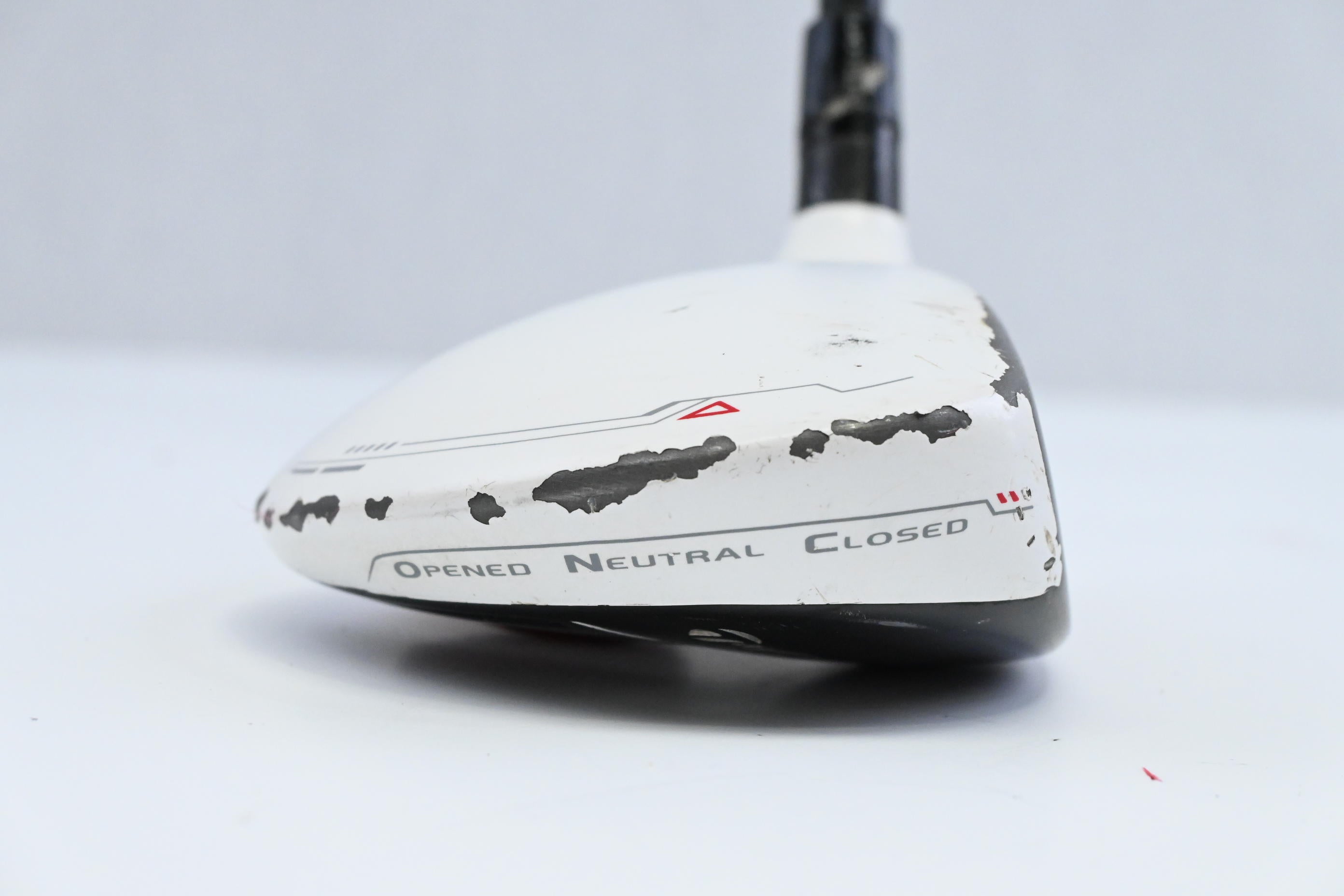 Taylormade R11 #3 Wood / 15.5 Degree / Stiff Flex Fujikura Blur 70 Shaft