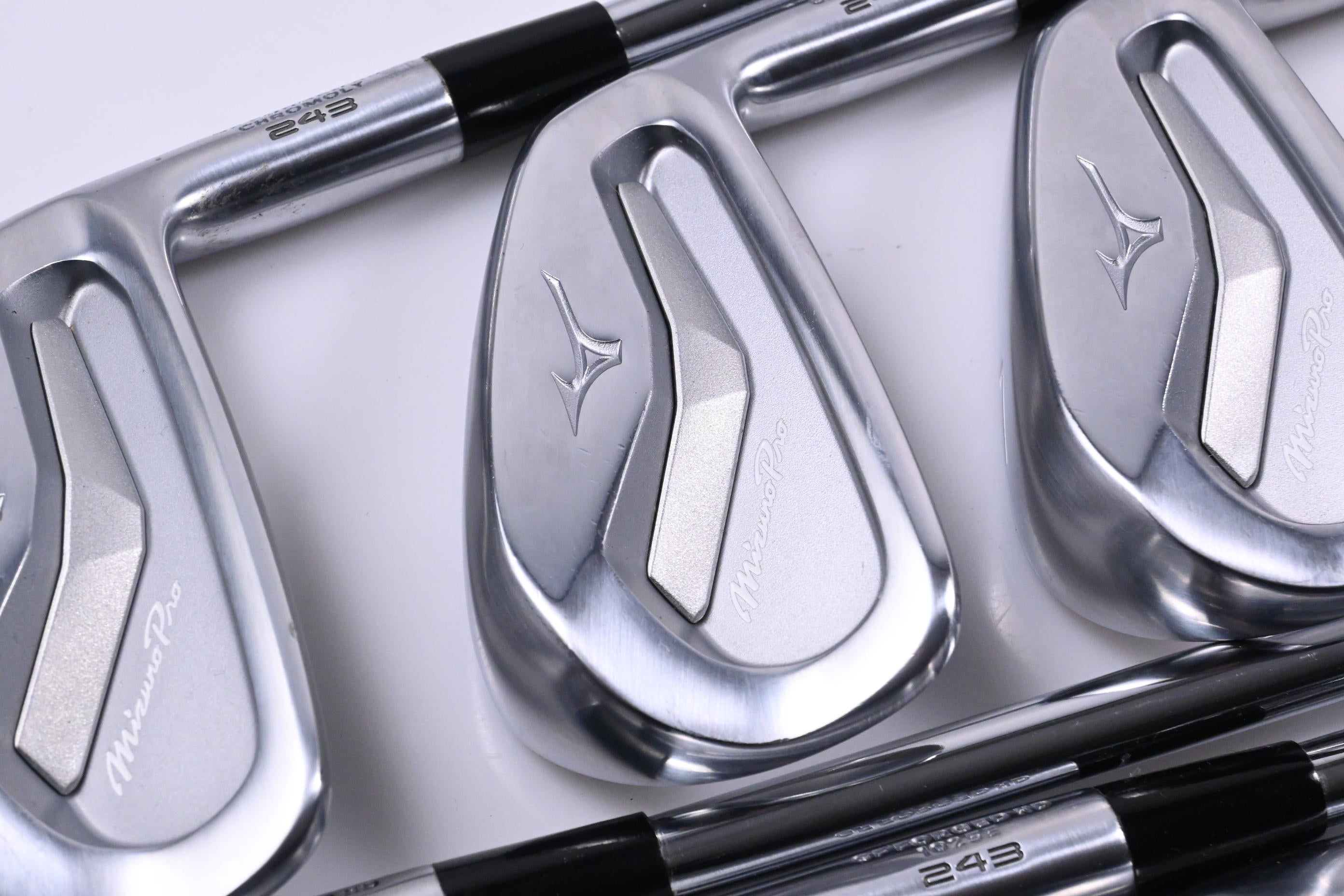 Mizuno Pro 243 Irons / 5-PW+GW / Stiff Flex KBS Tour 120 Shafts