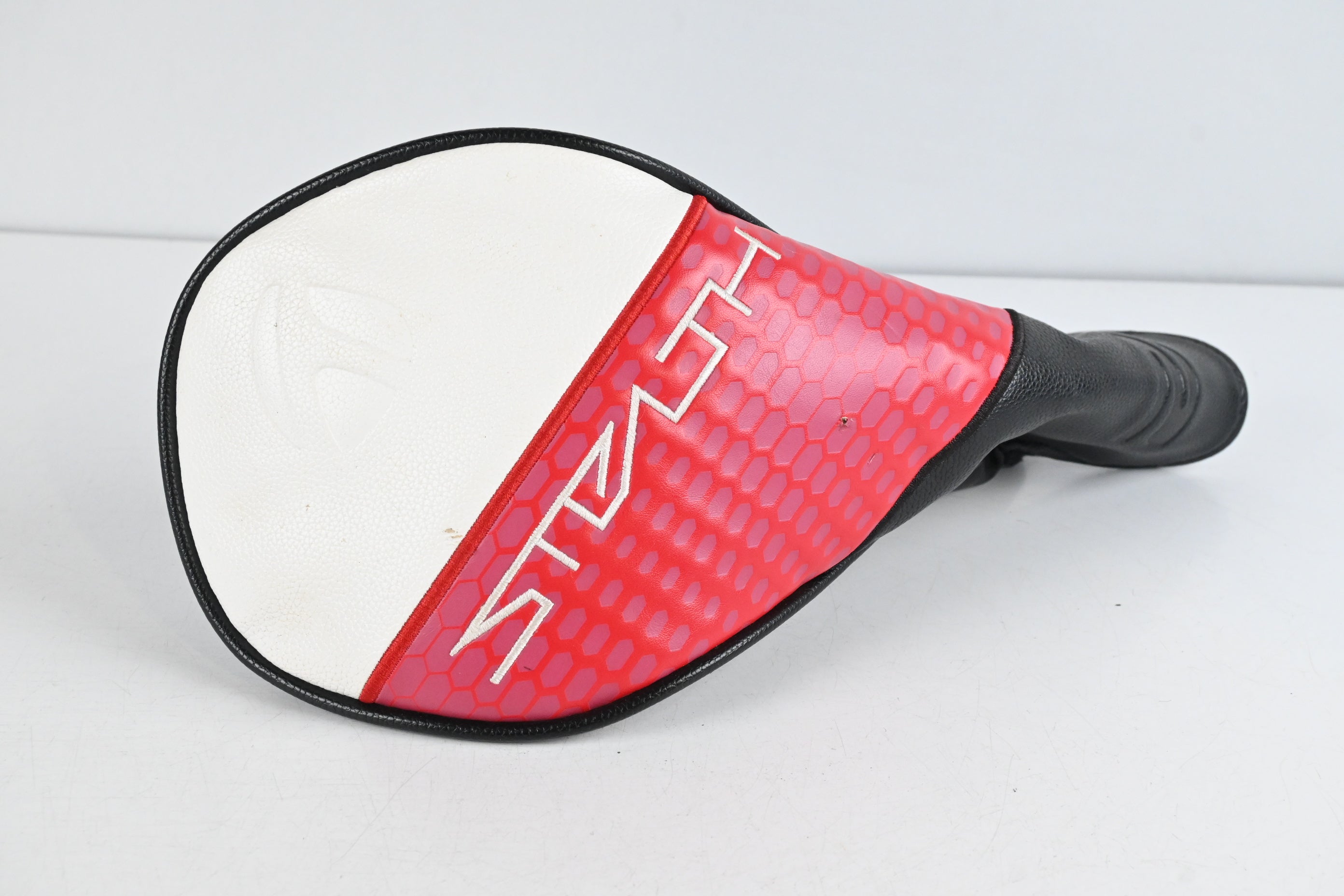Taylormade Stealth 2 Driver / 10.5 Degree / Regular Flex Fujikura Ventus Red 5