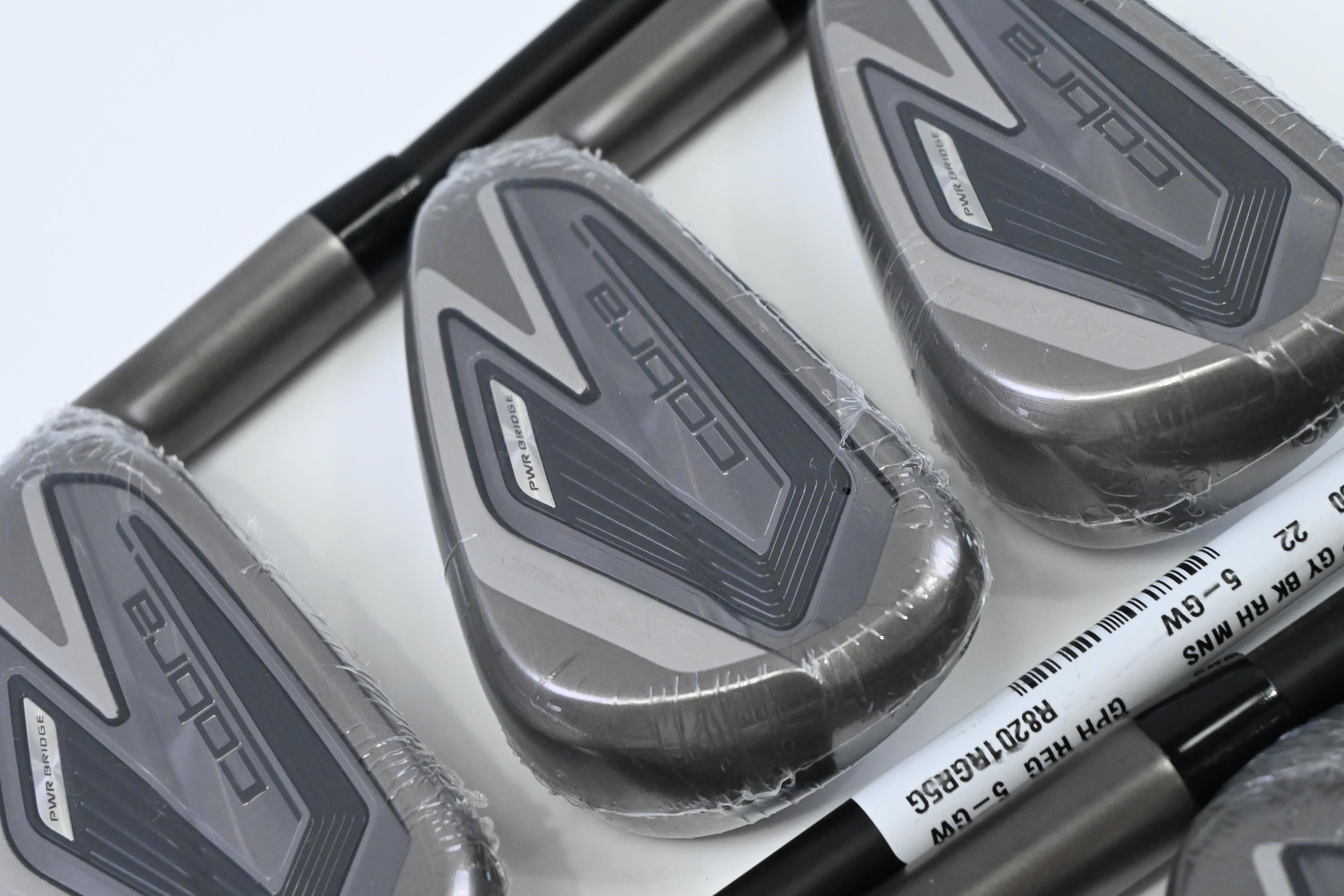 Cobra Darkspeed Irons / 5-PW+GW / Regular Flex KBS PGI 75 Shaft