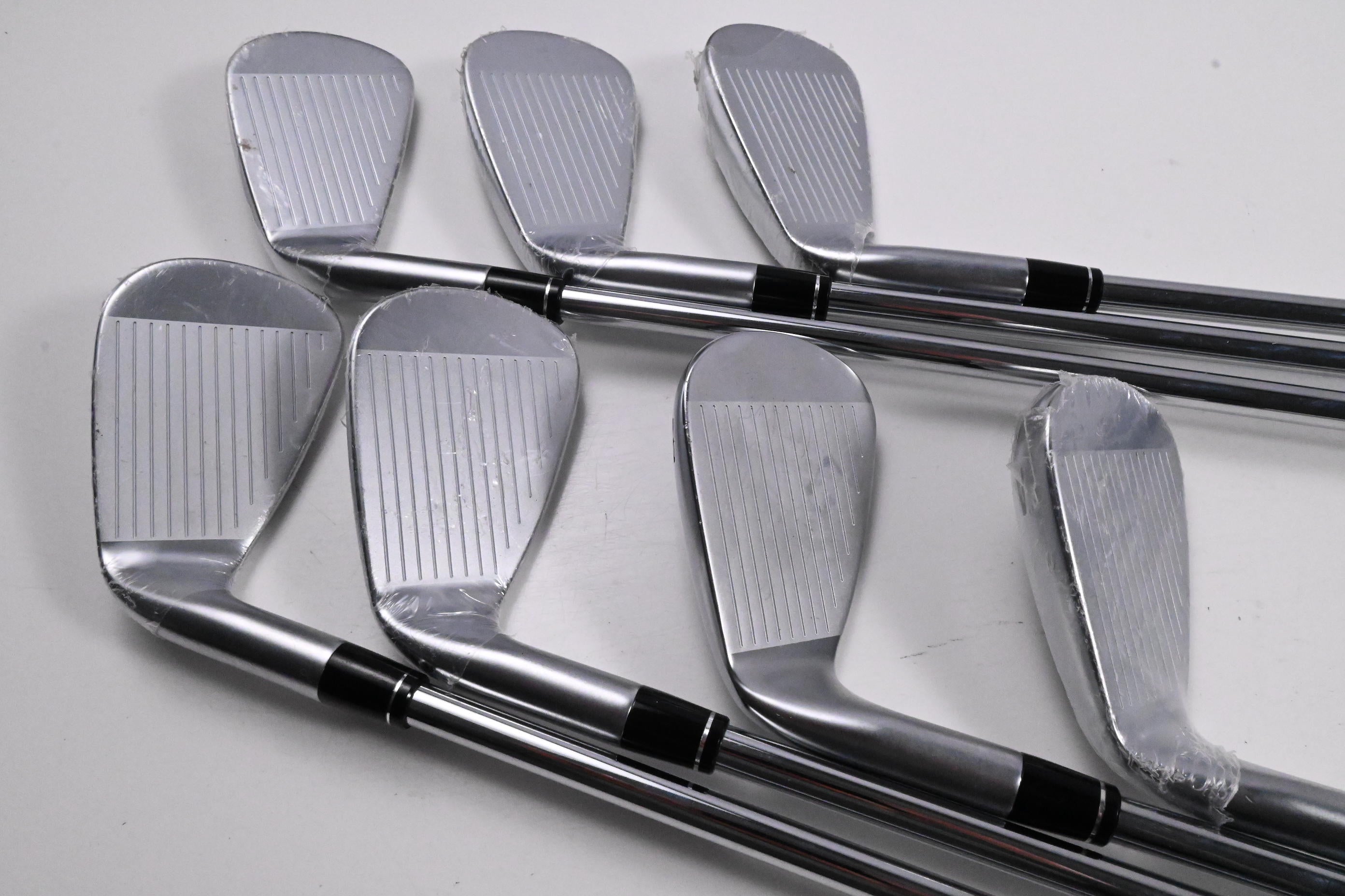 Callaway Apex Ai200 Irons / 5-PW+AW / Regular Flex Dynamic Gold Mid 100 R300