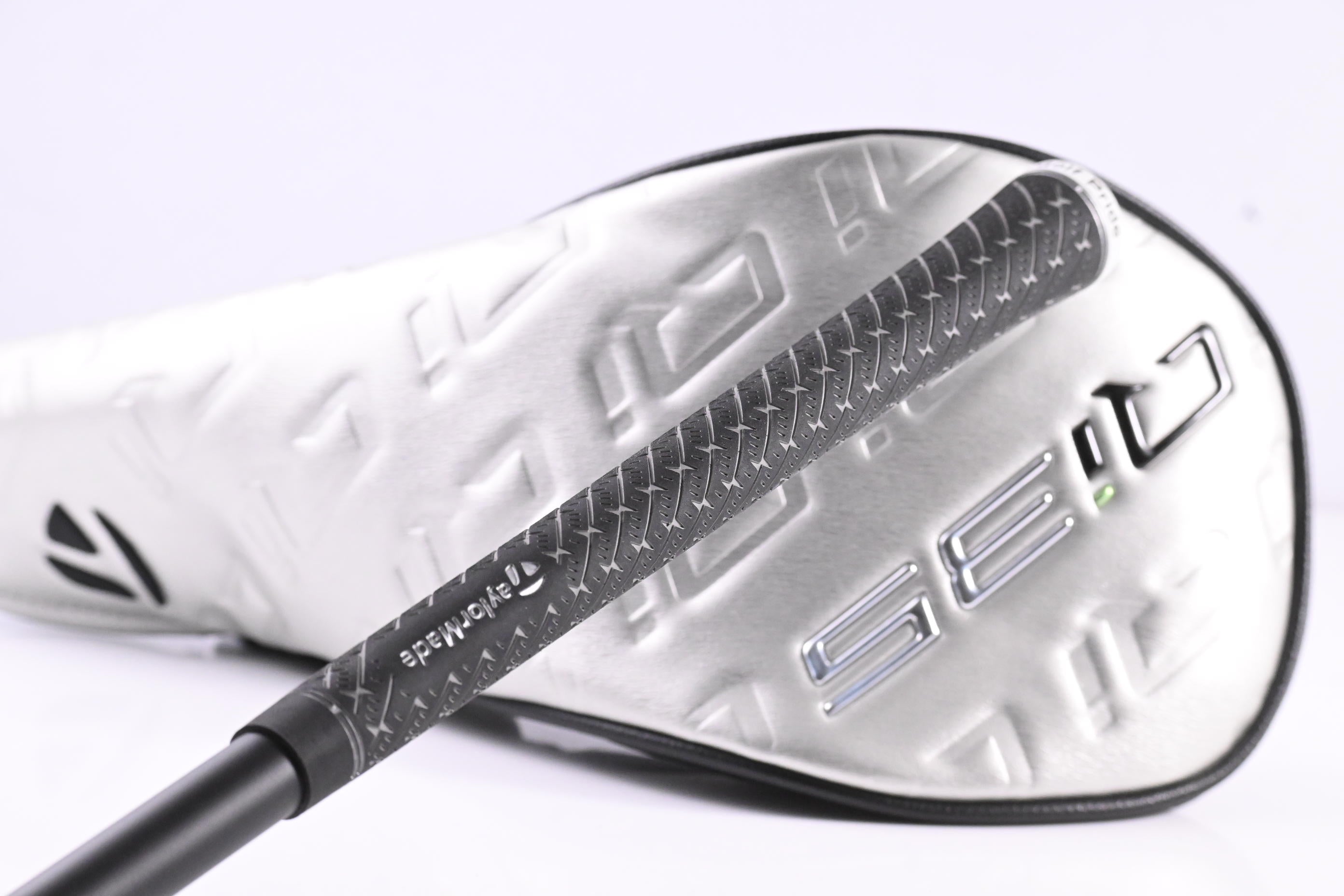 Taylormade Qi35 Max Lite Driver / 10.5 Degree / Regular Flex Vanquish 4 Shaft