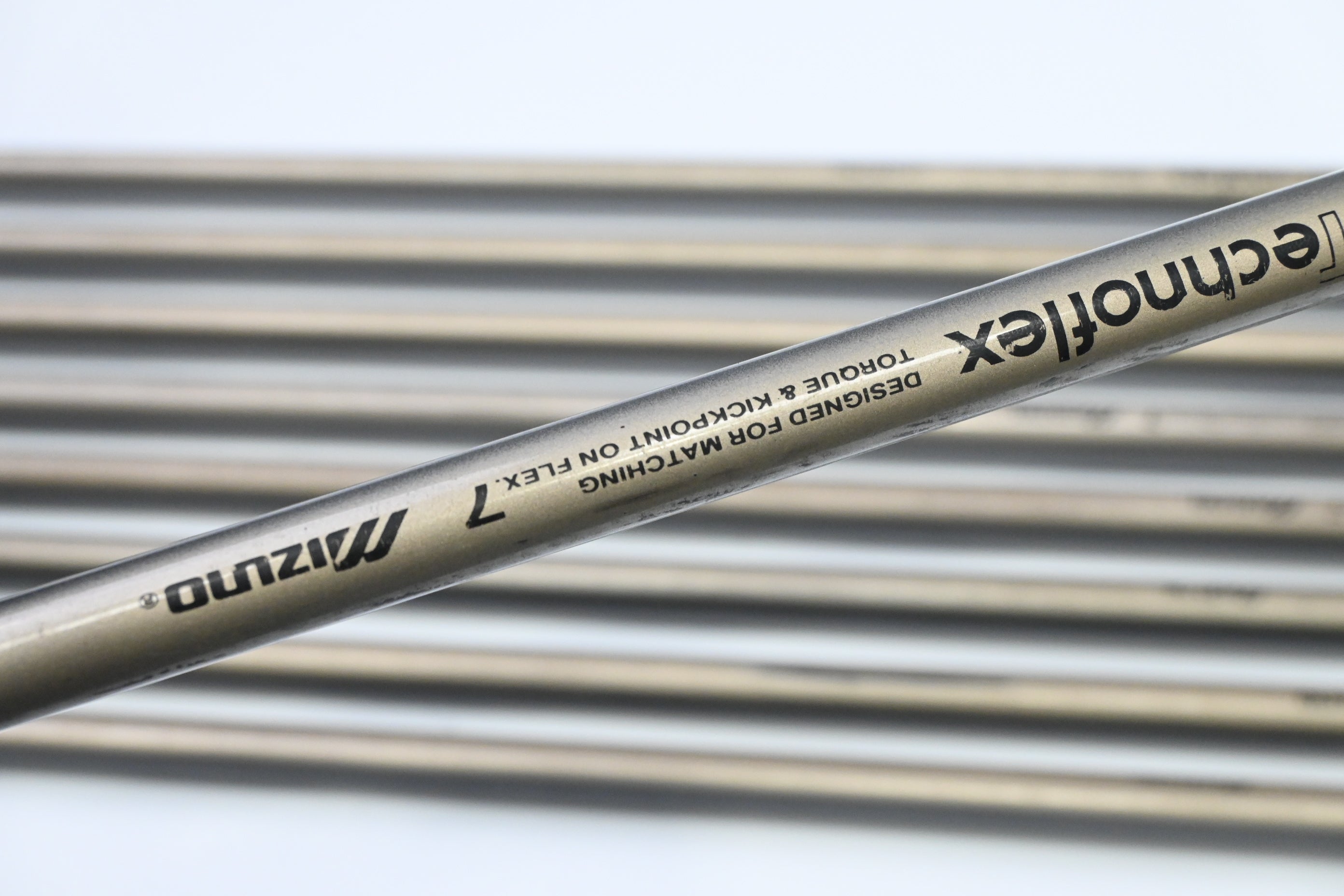 Mizuno Paragon Ti Irons / 3-PW+SW / Regular Flex Mizuno Super Technoflex