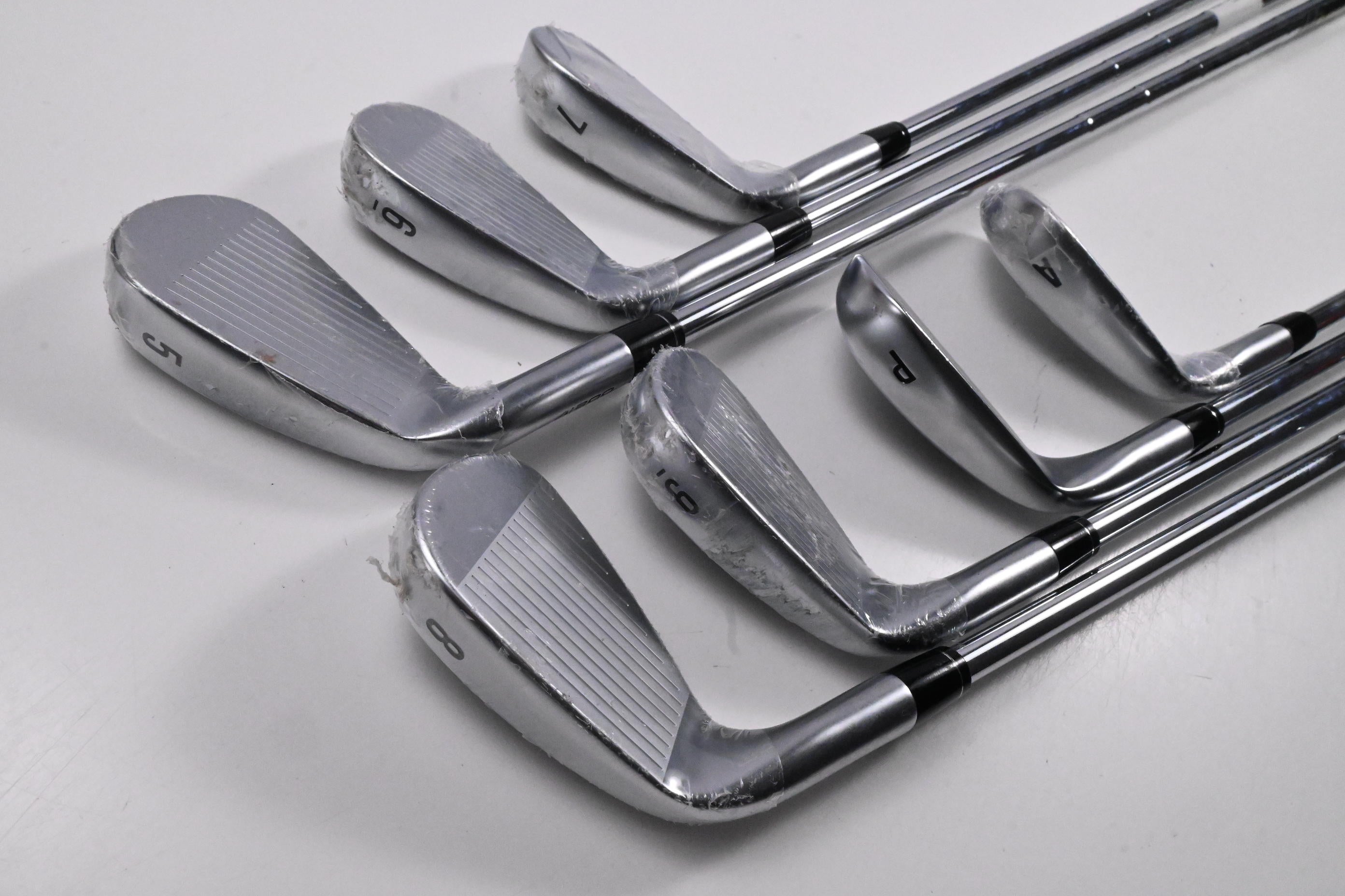 Callaway Apex Ai200 Irons / 5-PW+AW / Regular Flex Dynamic Gold Mid 100 R300