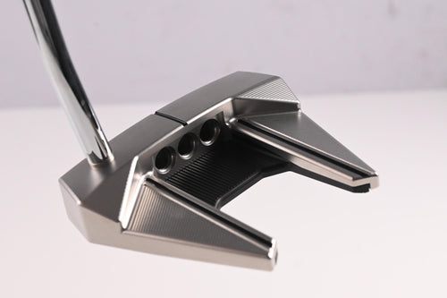 Scotty Cameron 2026 Phantom #7 Putter / 33 Inch