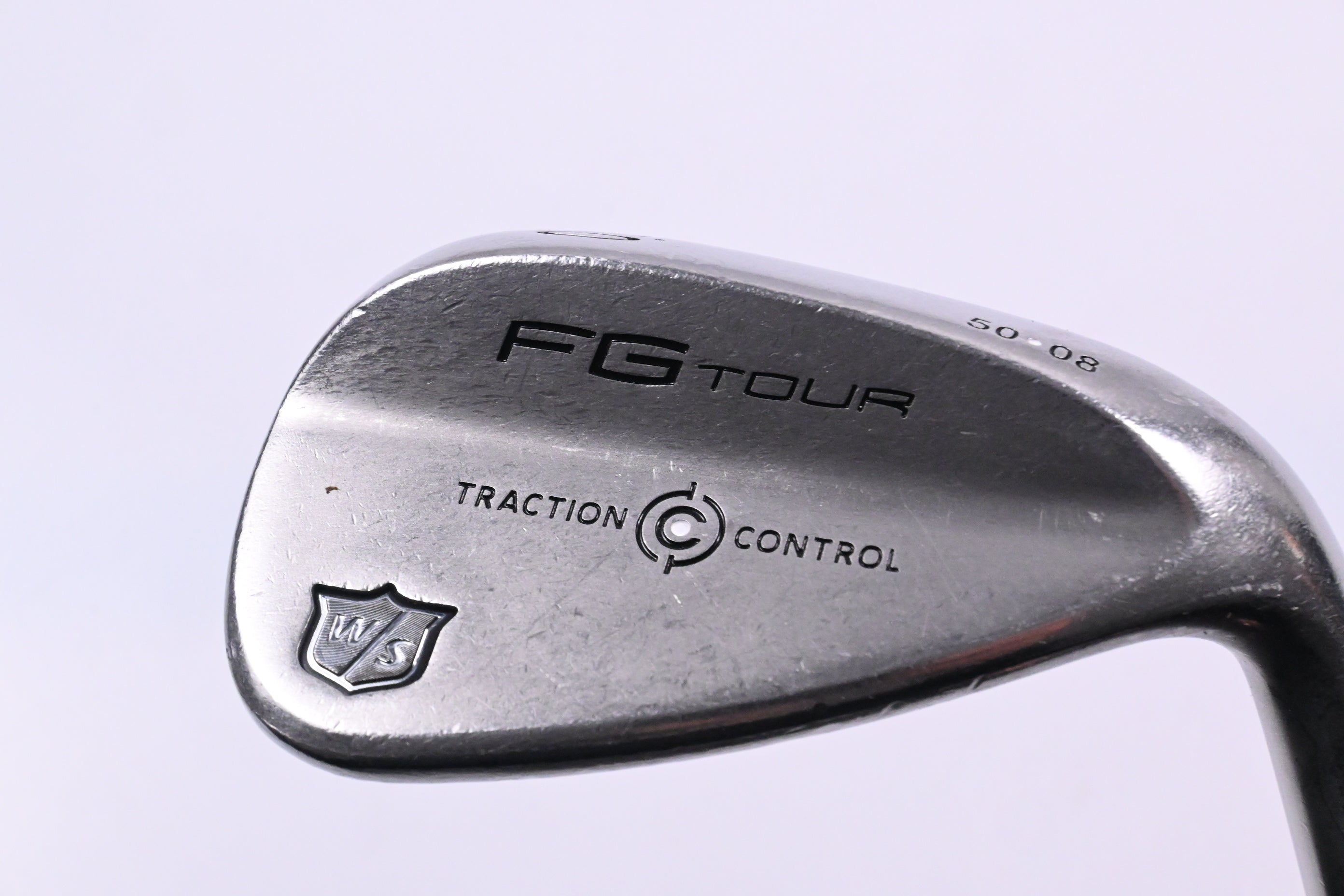 Wilson FG Tour Traction Control Gap Wedge / 50 Degree / Senior Flex Matrix 6.1