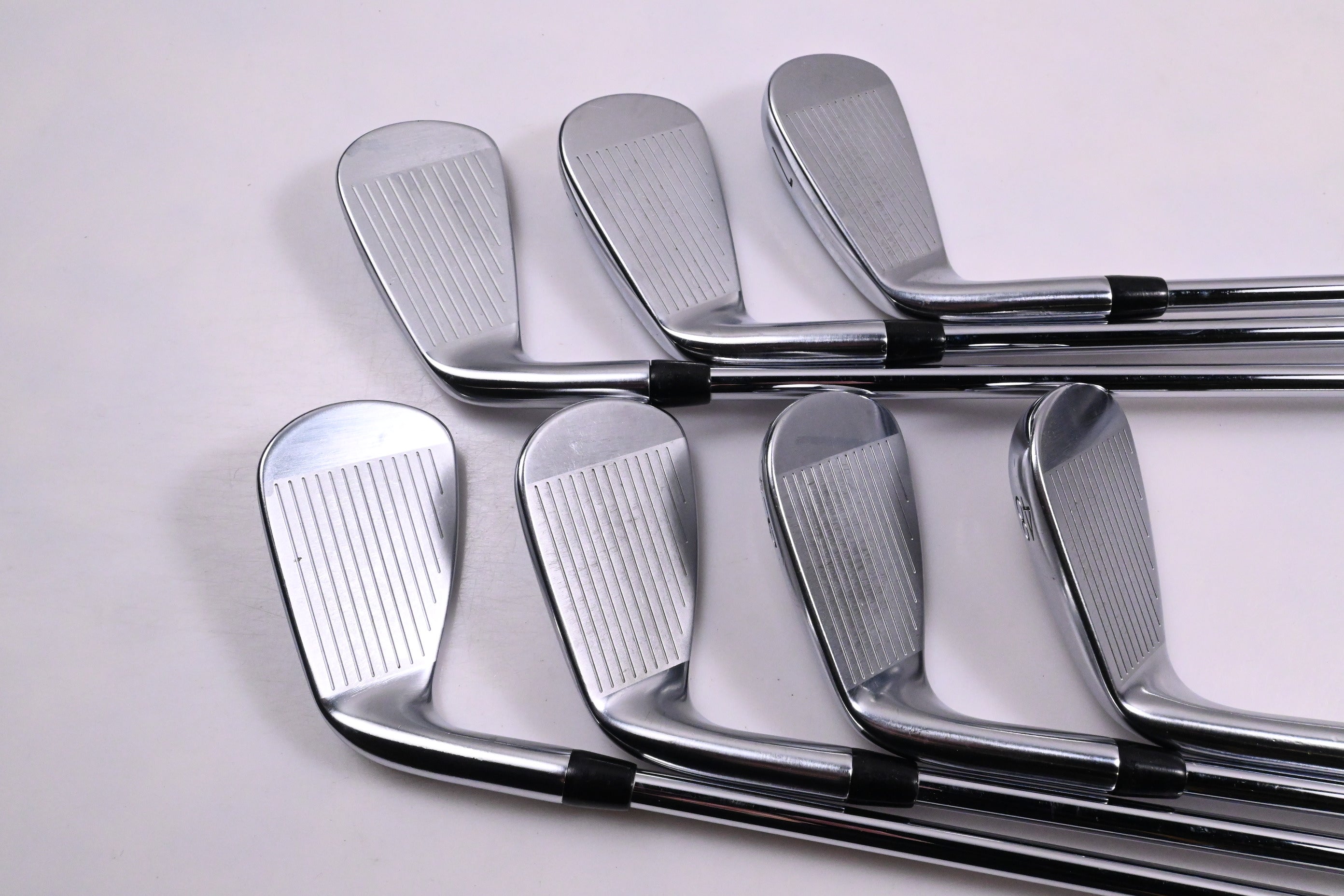 Titleist T200 2019 Irons / 5-PW+48° / Regular Flex AMT Black R300 Shafts