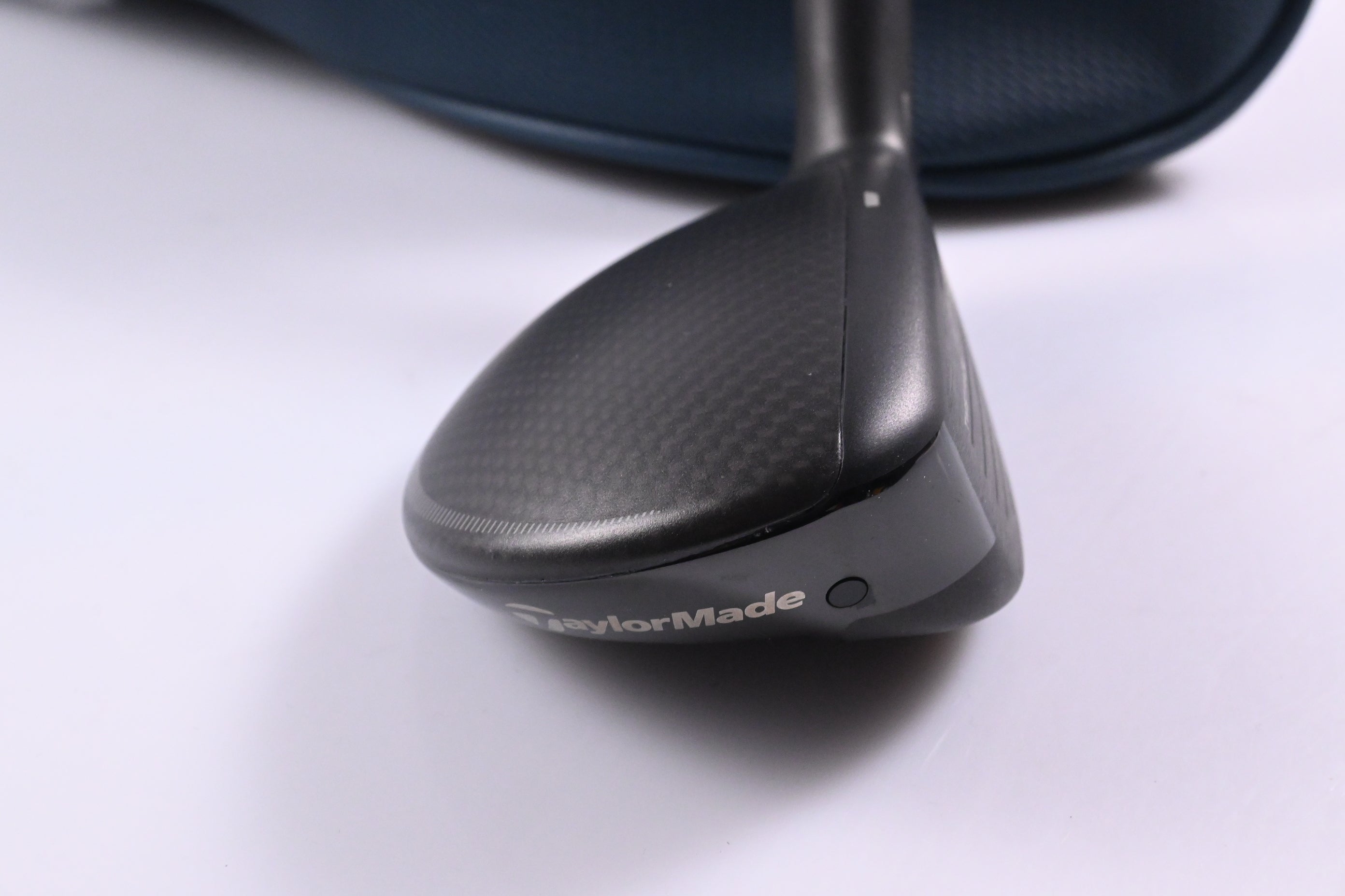 Taylormade Qi4D #2 Hybrid / 17 Degree / Stiff Flex Kai'li White 90 Shaft