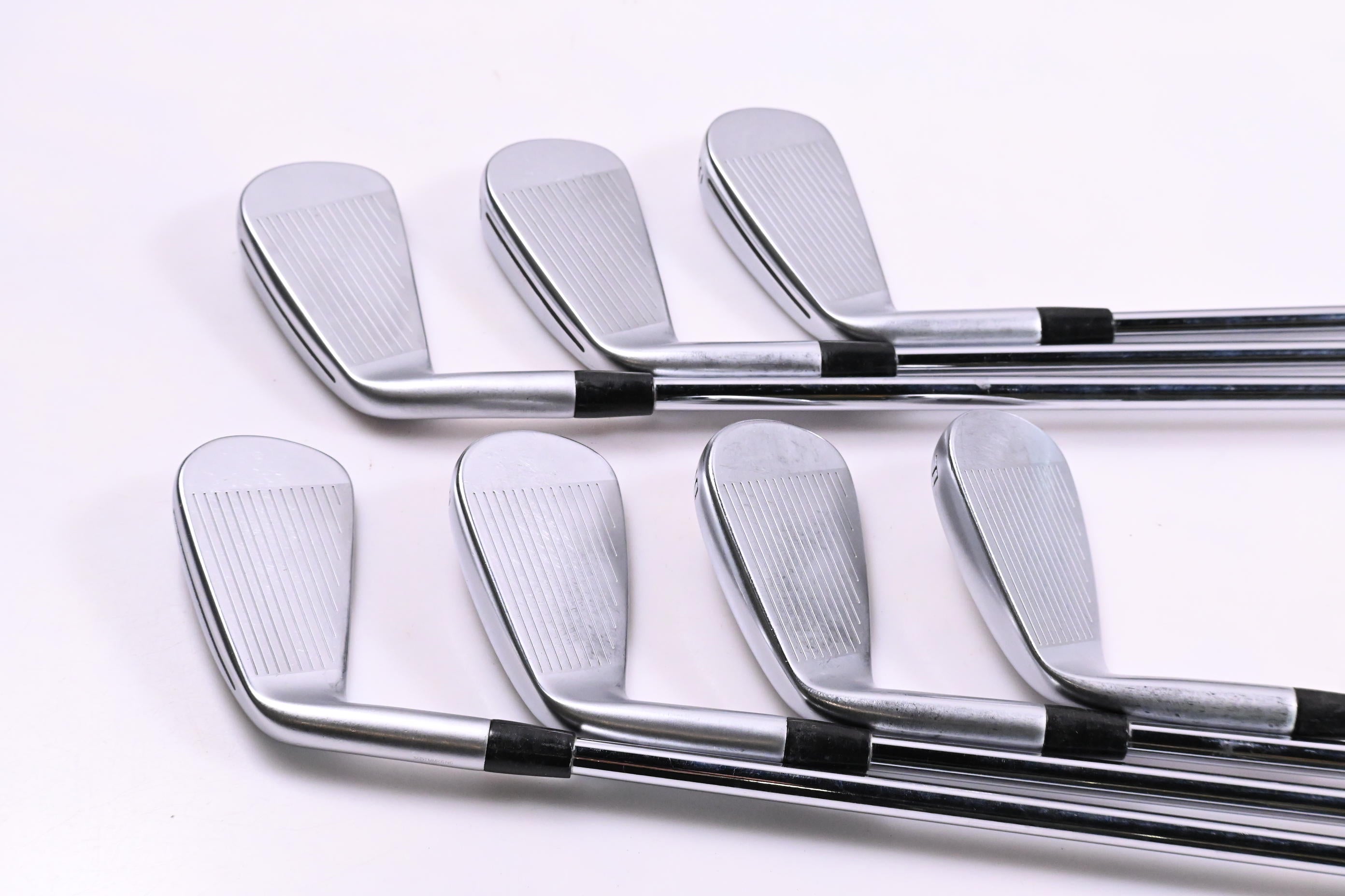 Taylormade P790 2023 Irons / 4-PW / Regular Flex N.S.Pro 950GH Neo Shafts