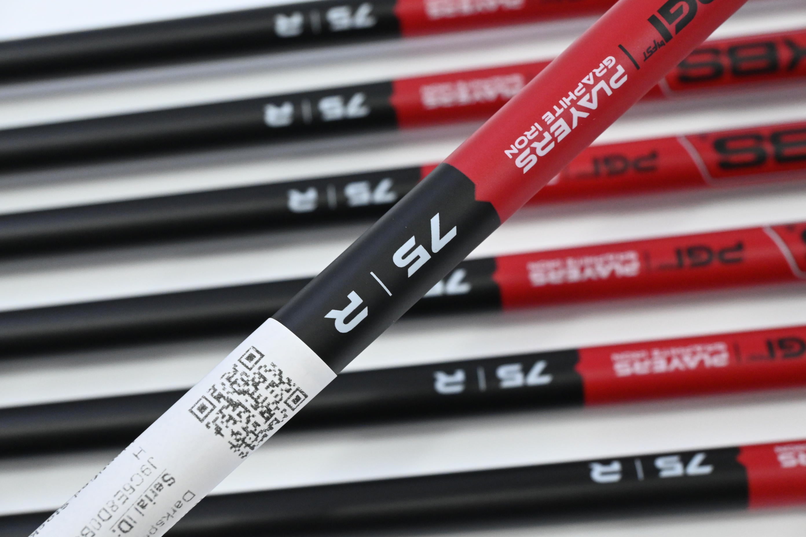 Cobra Darkspeed Irons / 5-PW+GW / Regular Flex KBS PGI 75 Shaft
