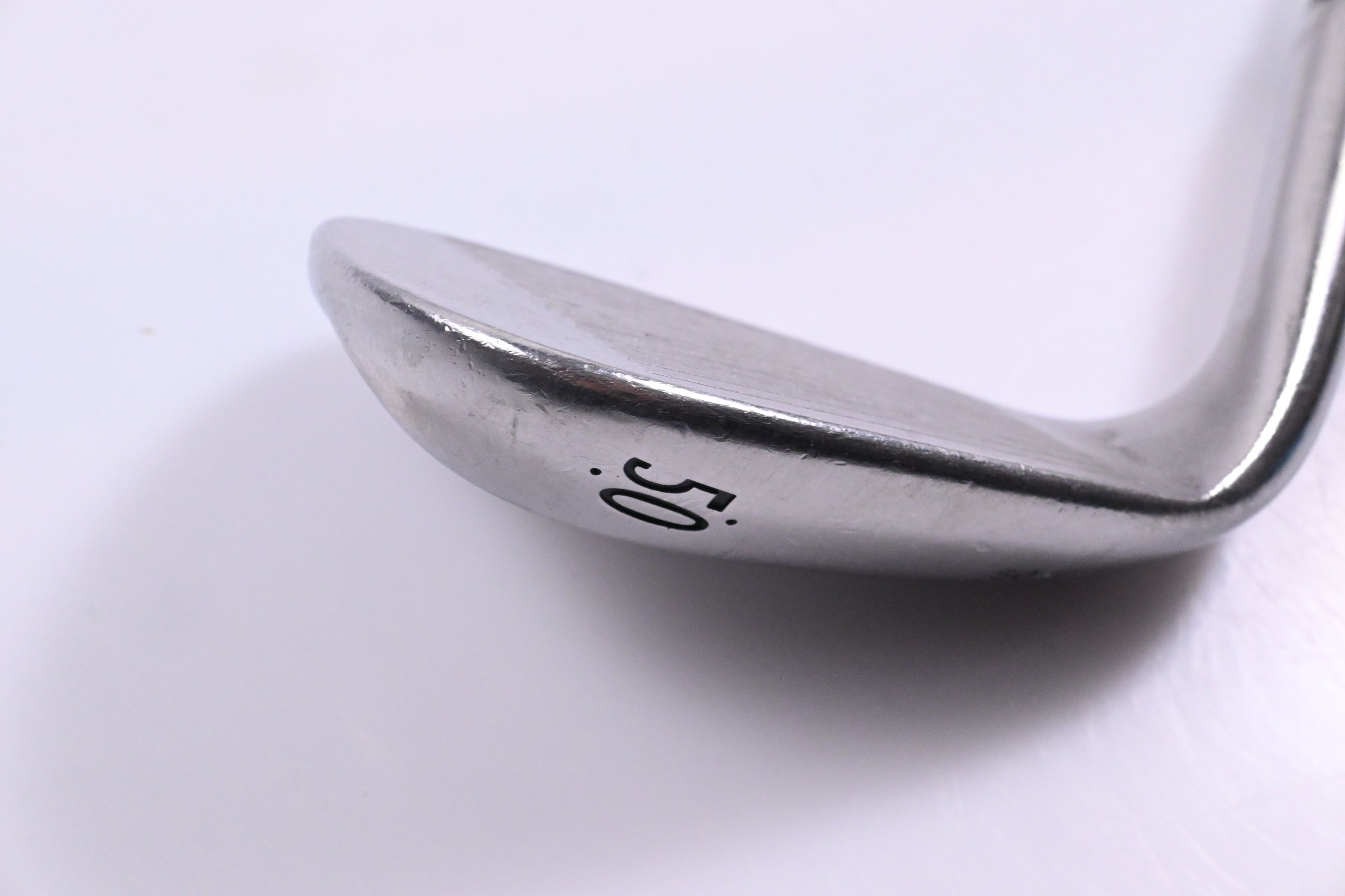 Wilson FG Tour Traction Control Gap Wedge / 50 Degree / Senior Flex Matrix 6.1
