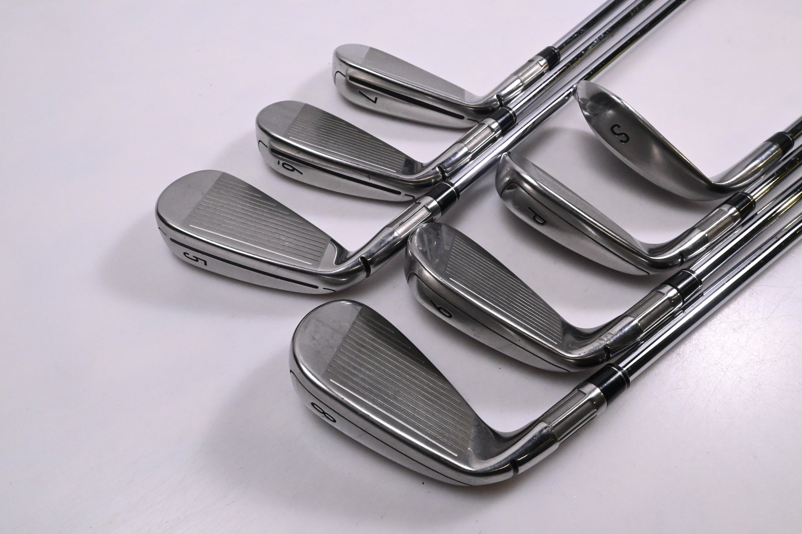Taylormade M6 Irons / 5-PW+SW / Regular Flex KBS MAX 85 Shafts