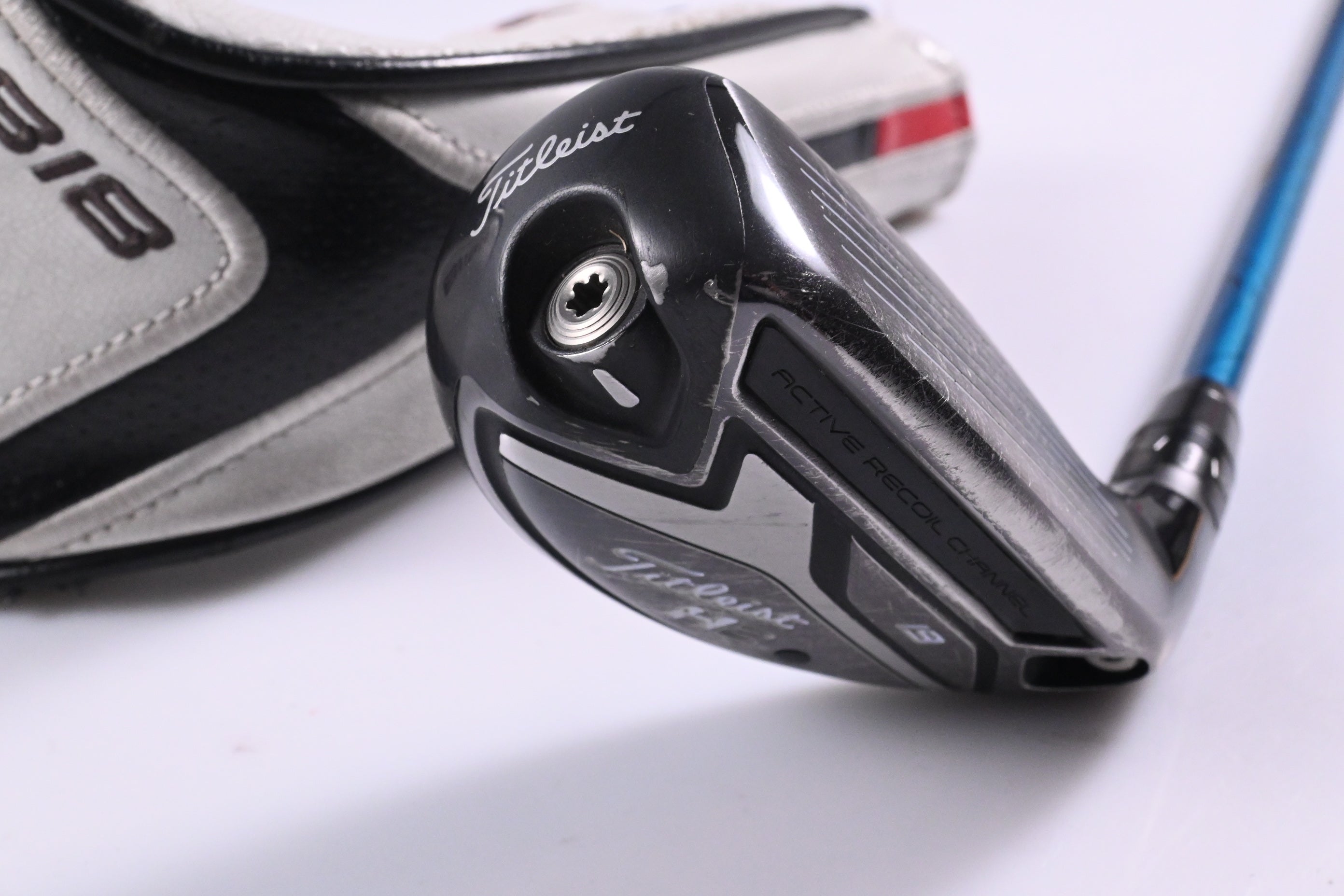 Titleist 818 H2 #3 Hybrid / 19 Degree / Stiff Flex Project X EvenFlow Blue 85HY