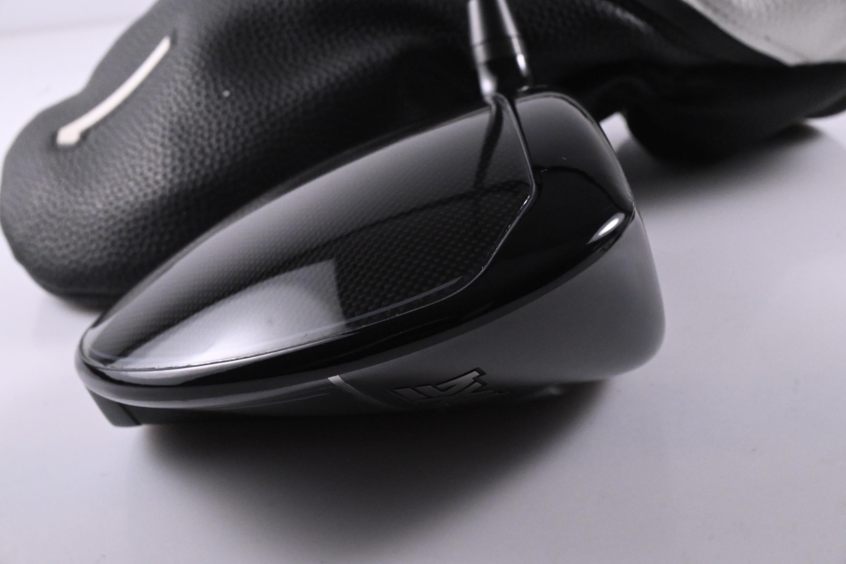 PXG Lightning Max 10K+ Driver / 10.5 Degree / Regular Flex Accra TZ5 Proto 55