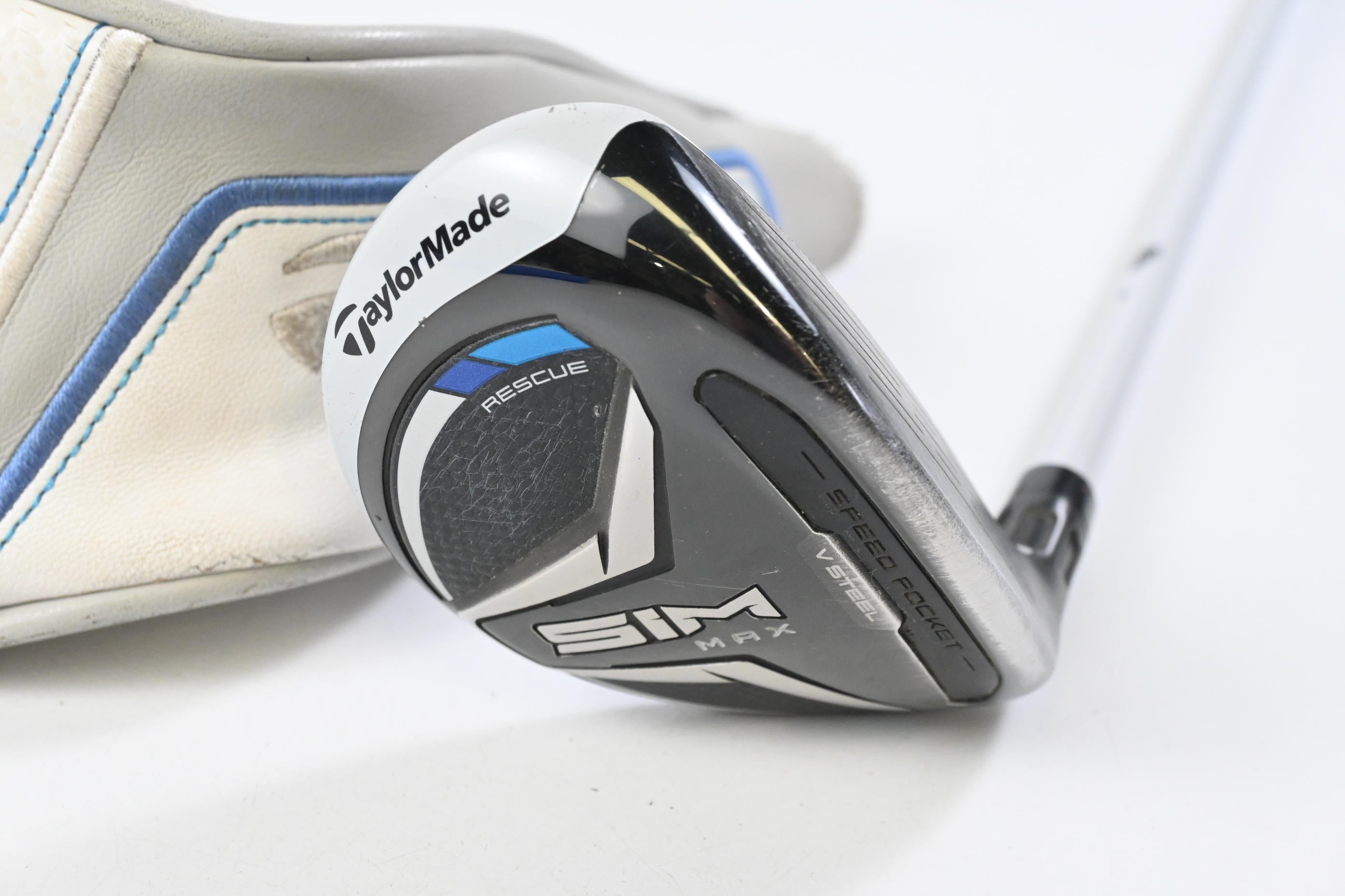 Ladies Taylormade SIM Max #4 Hybrid / 22 Degree / Ladies Flex Aldila NV 45 Shaft