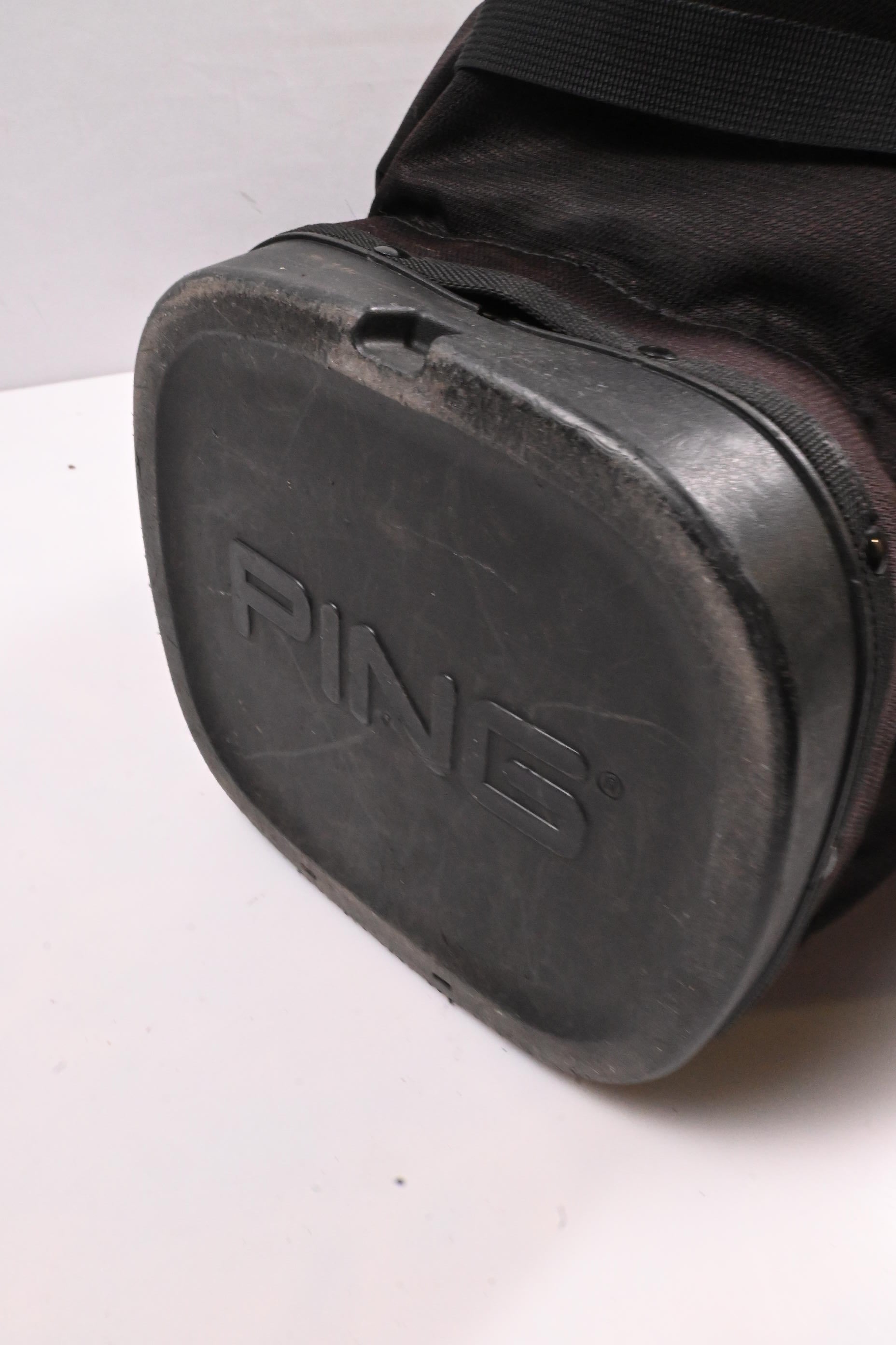 Ping Hoofer Stand Bag / 5-Way Divider / Black, White