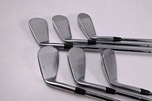 Titleist 712 CB Irons / 5-PW / X-Flex Dynamic Gold X100 Shafts