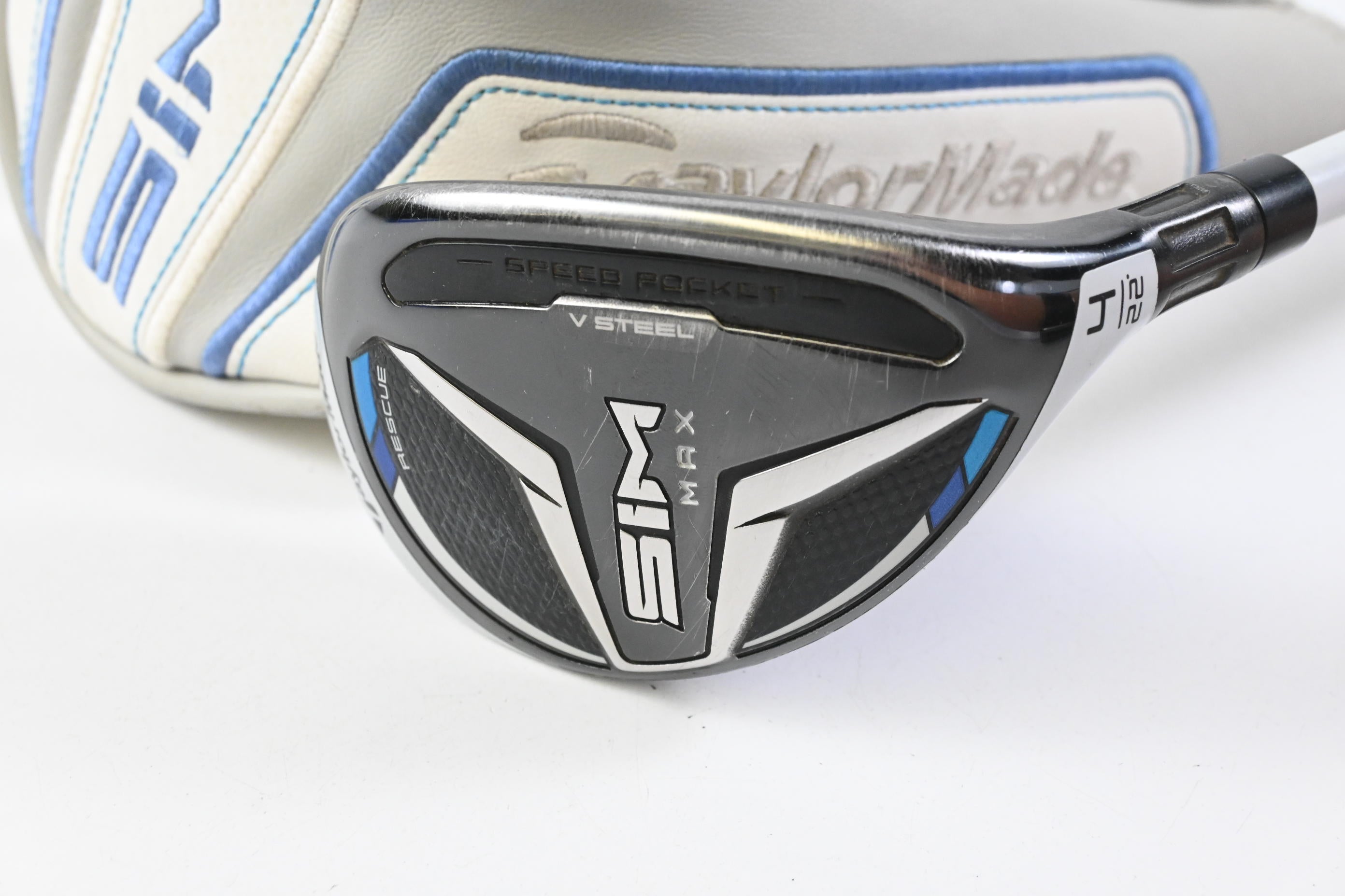 Ladies Taylormade SIM Max #4 Hybrid / 22 Degree / Ladies Flex Aldila NV 45 Shaft