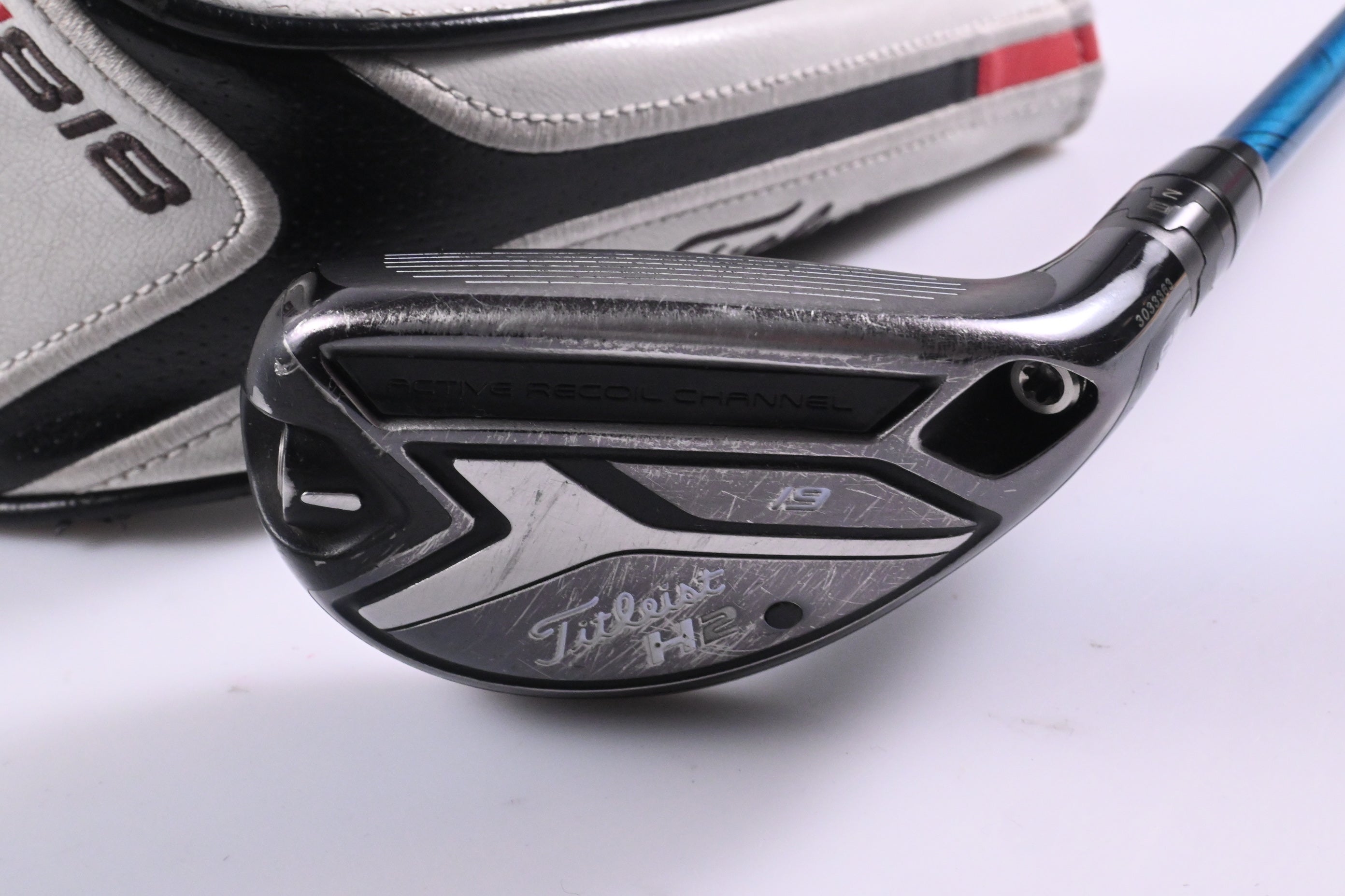 Titleist 818 H2 #3 Hybrid / 19 Degree / Stiff Flex Project X EvenFlow Blue 85HY