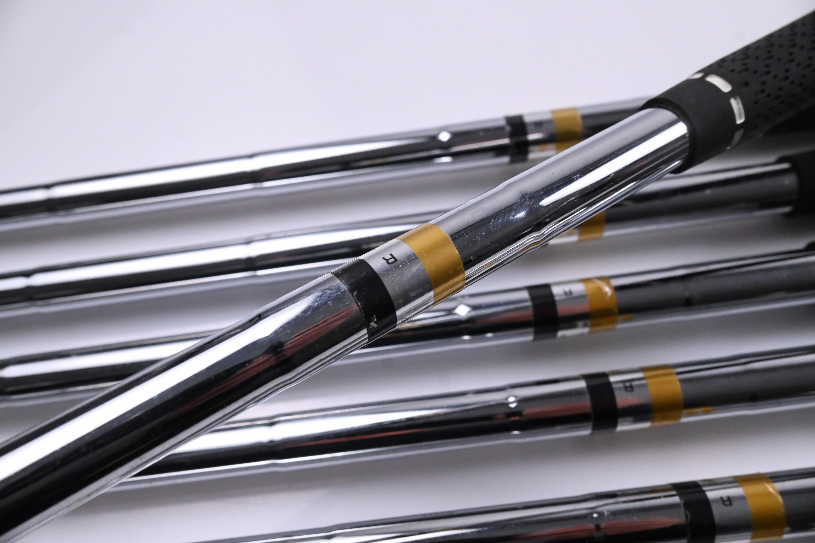 Cobra XL Speed Irons / 5-PW+SW / Regular Flex Cobra XL Shafts