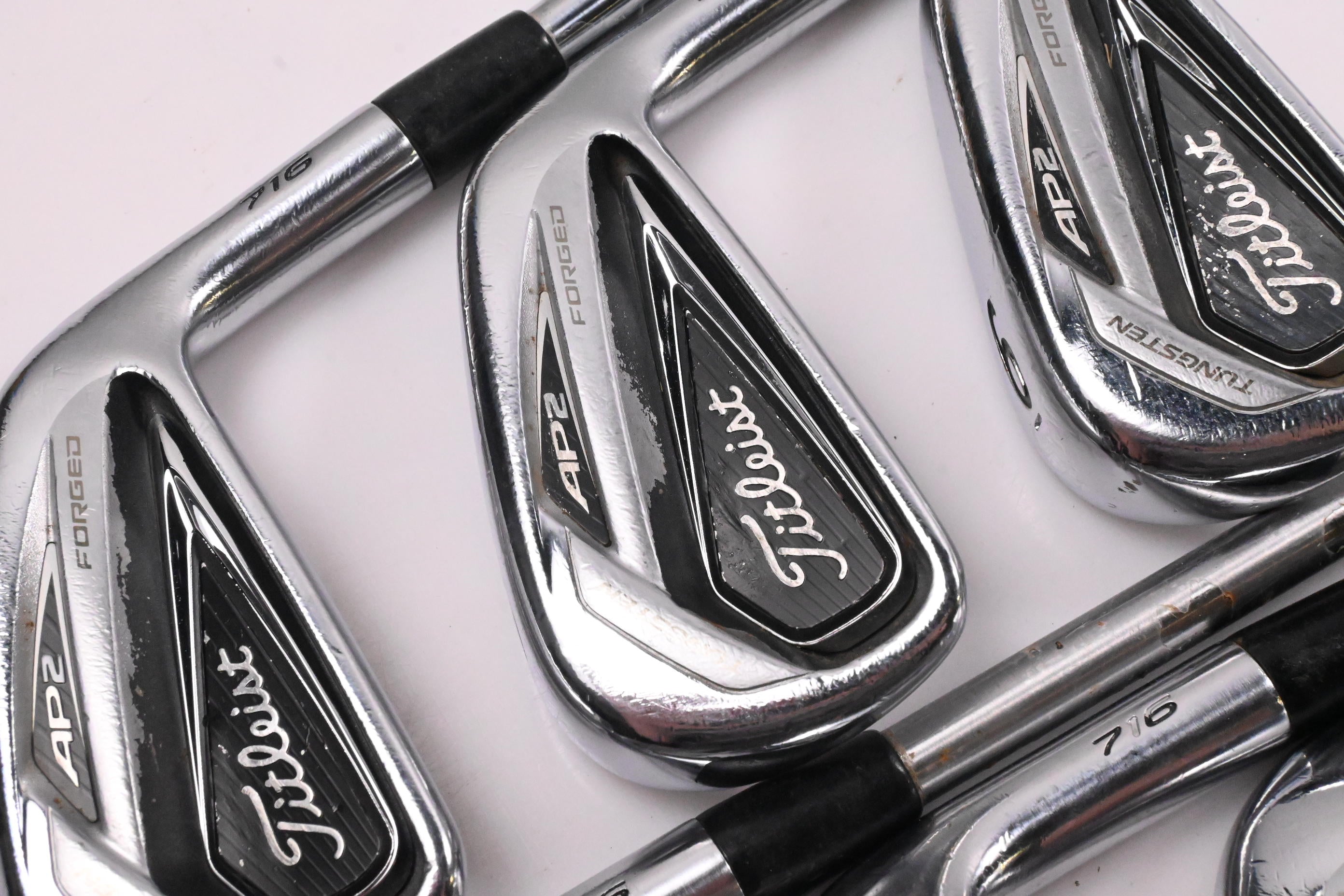 Titleist 716 AP2 Irons / 4-PW / Regular Flex Project X PXi Blue Shafts